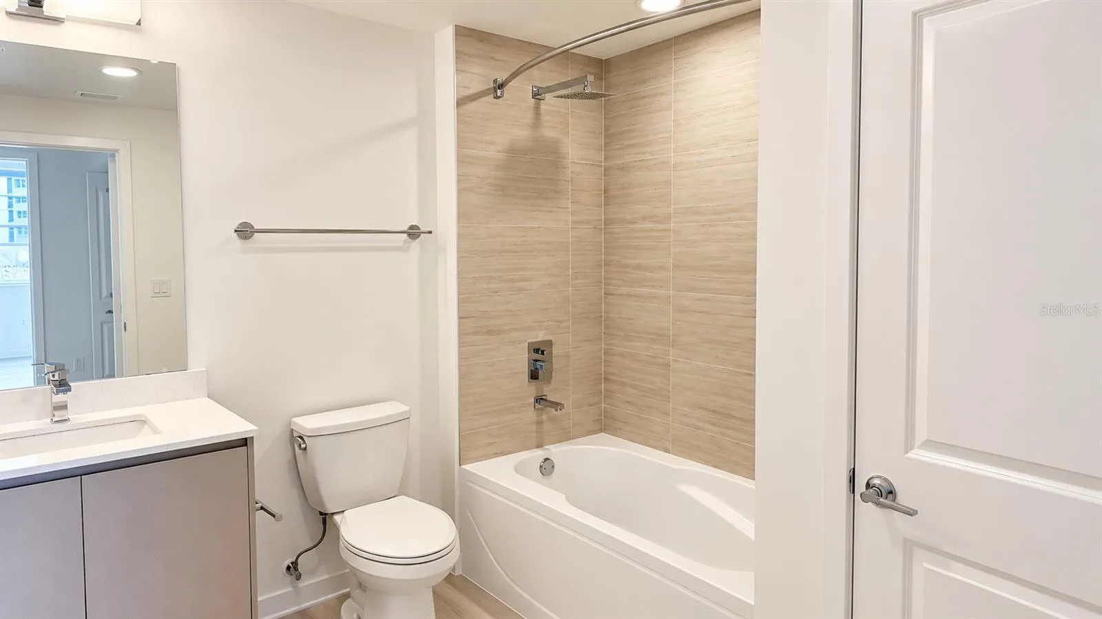 5587 MILLENIA BLVD #213 #213