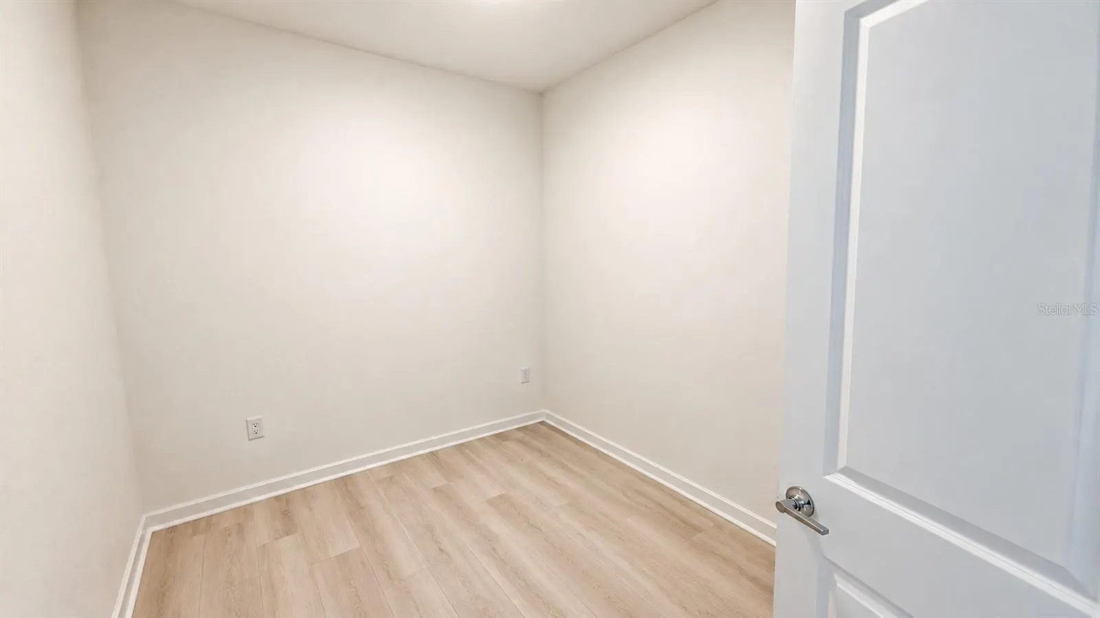 5587 MILLENIA BLVD #213 #213