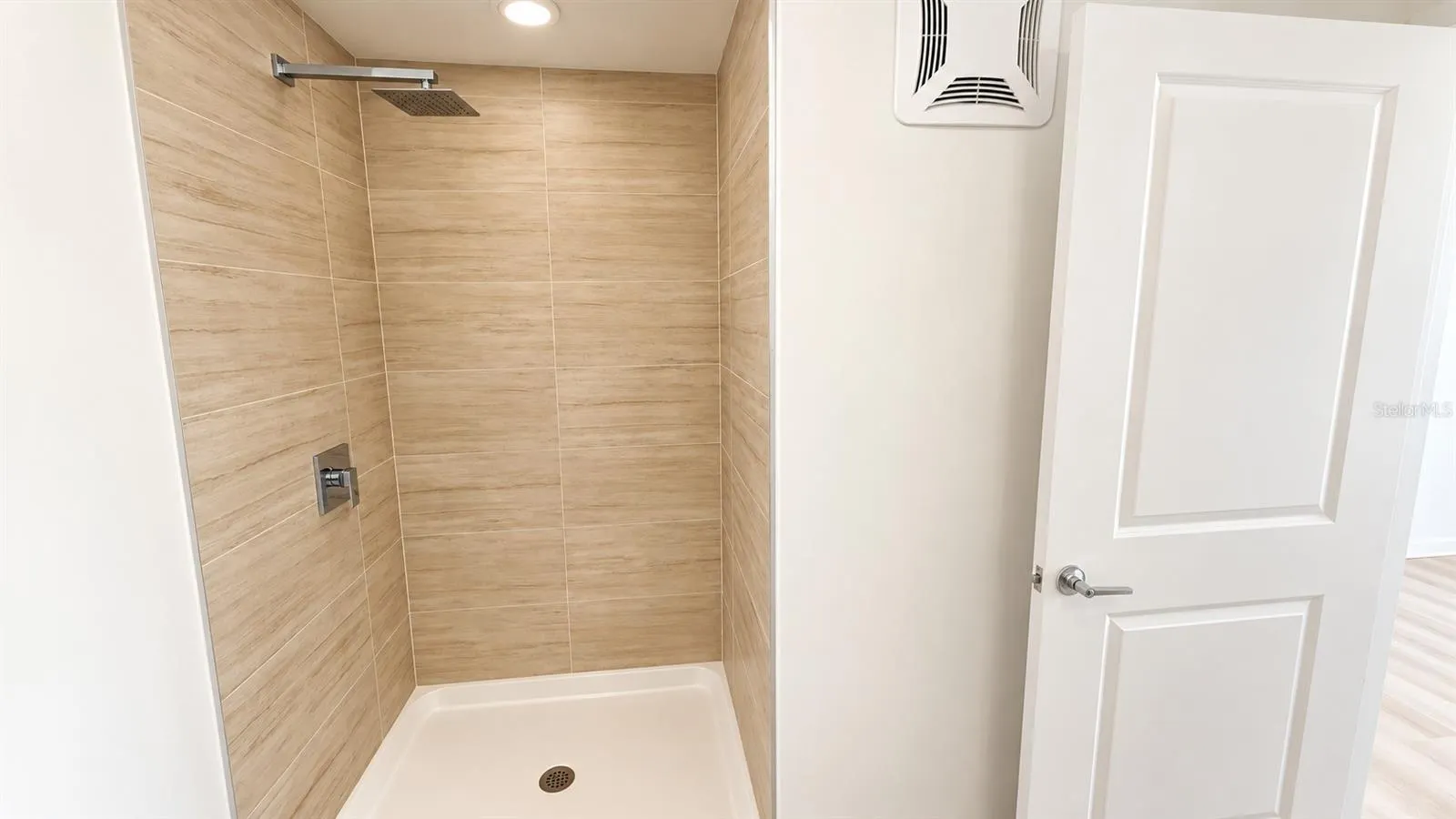 5587 MILLENIA BLVD #213 #213