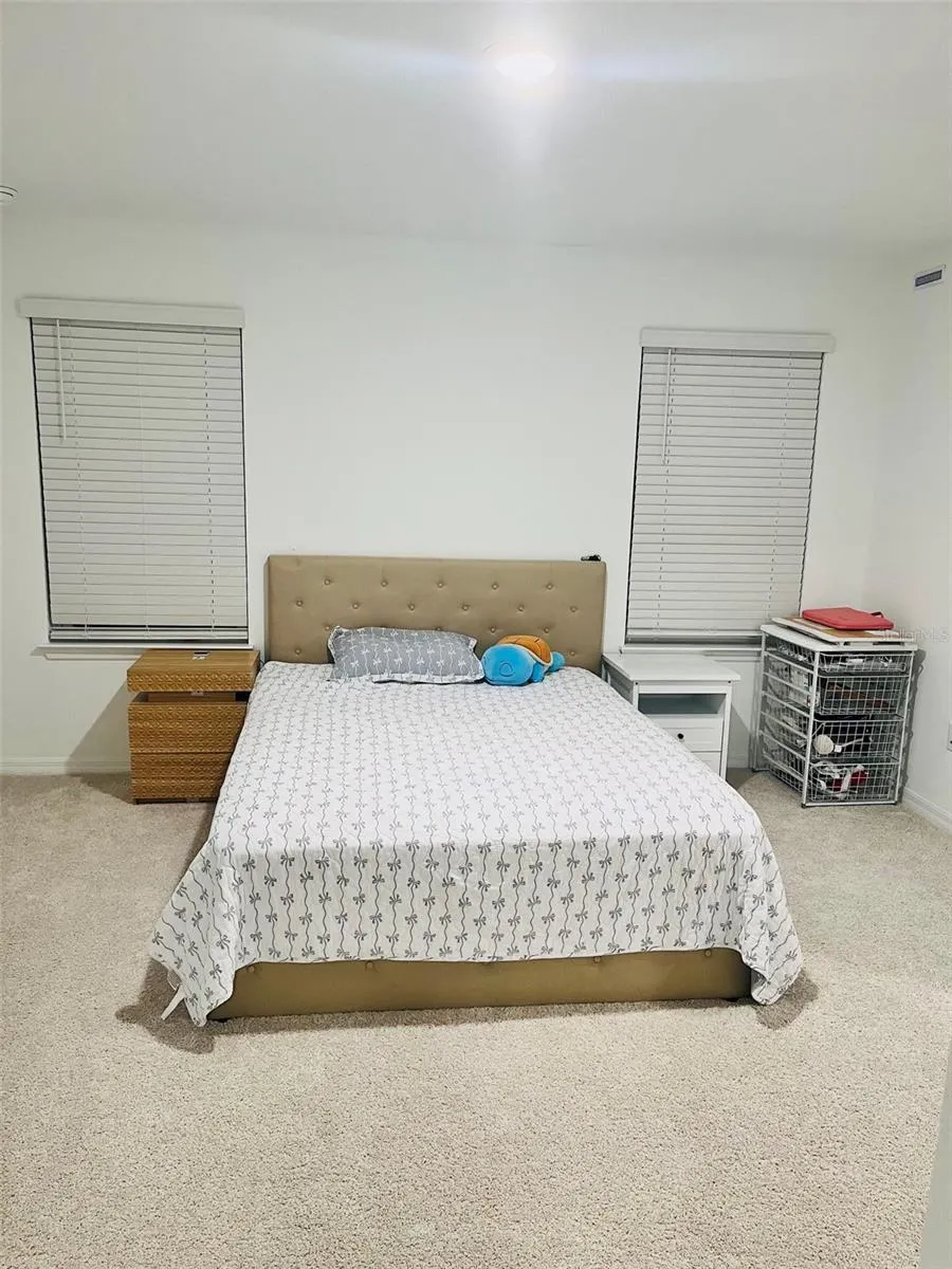 1681 GREENLEAF WOODS CV