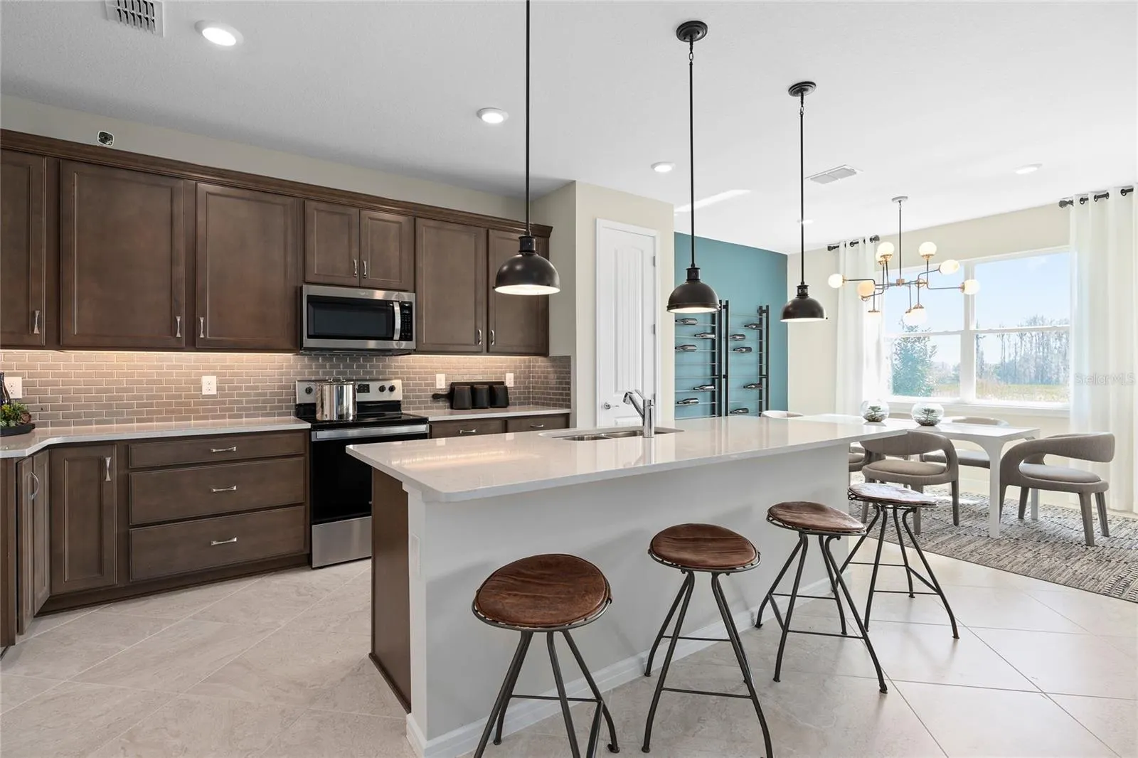 2502 SERENITY GARDEN DR