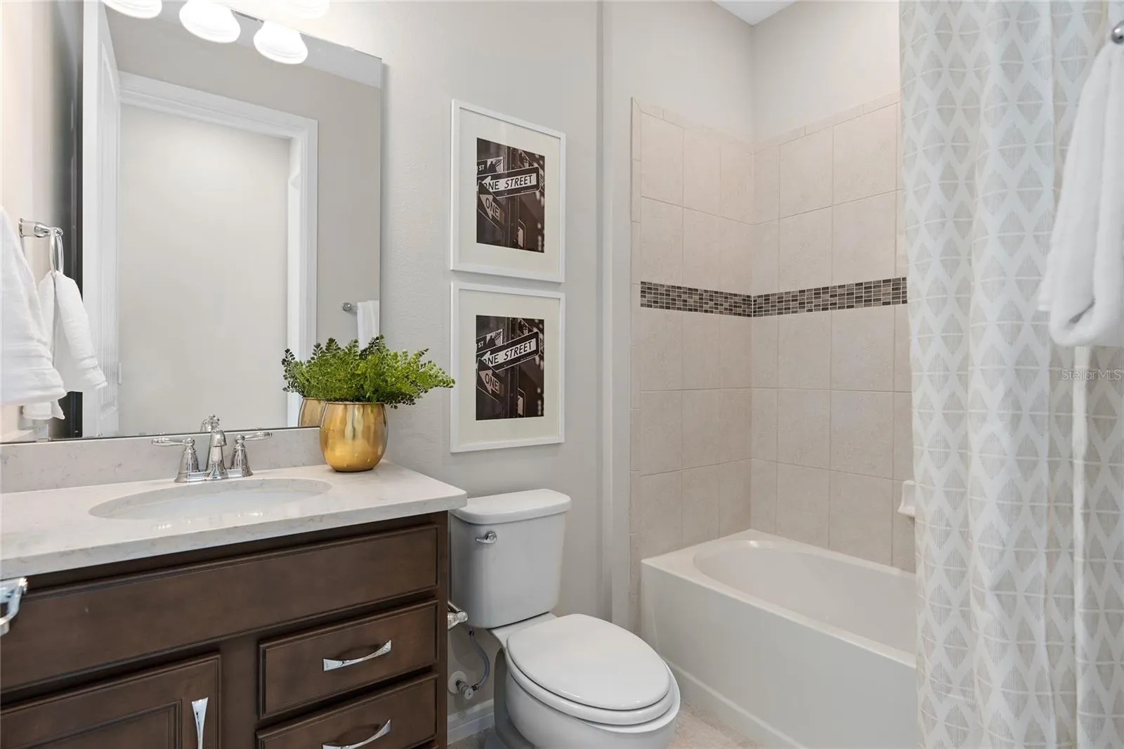 2502 SERENITY GARDEN DR