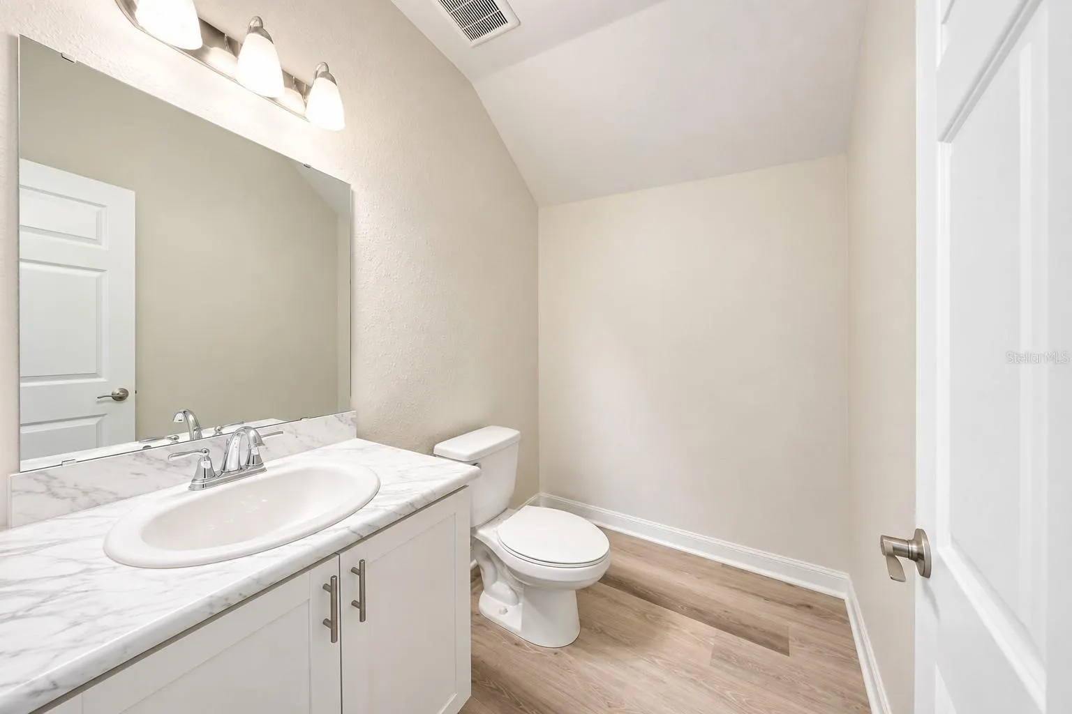 452 HUCKLEBERRY BLOSSOM DR