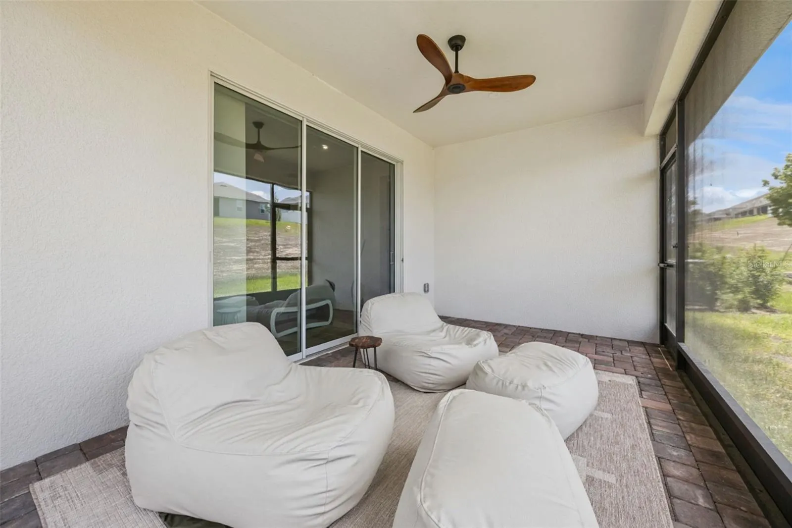 2101 AXEL ST