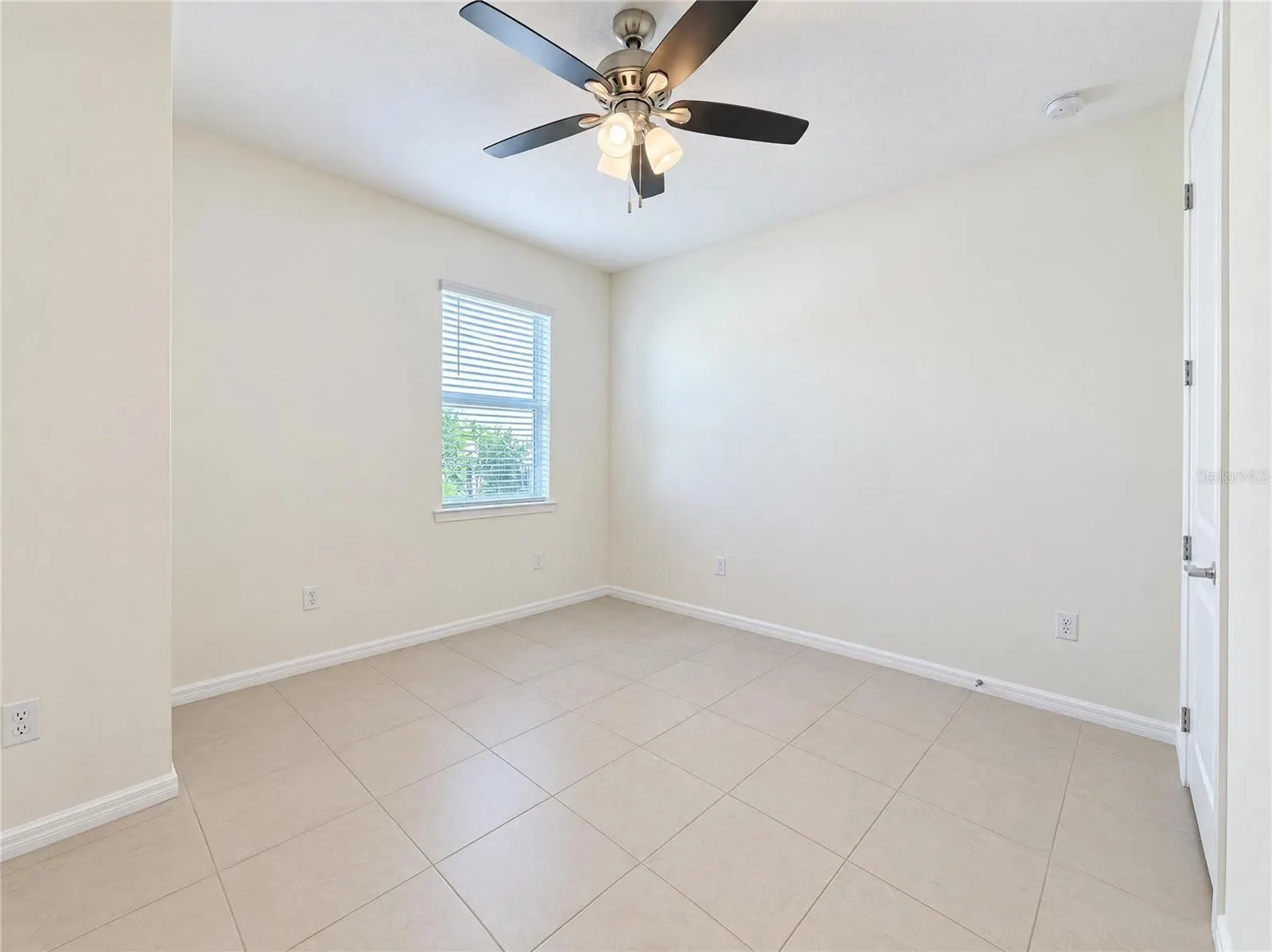 9426 LAMINE WAY