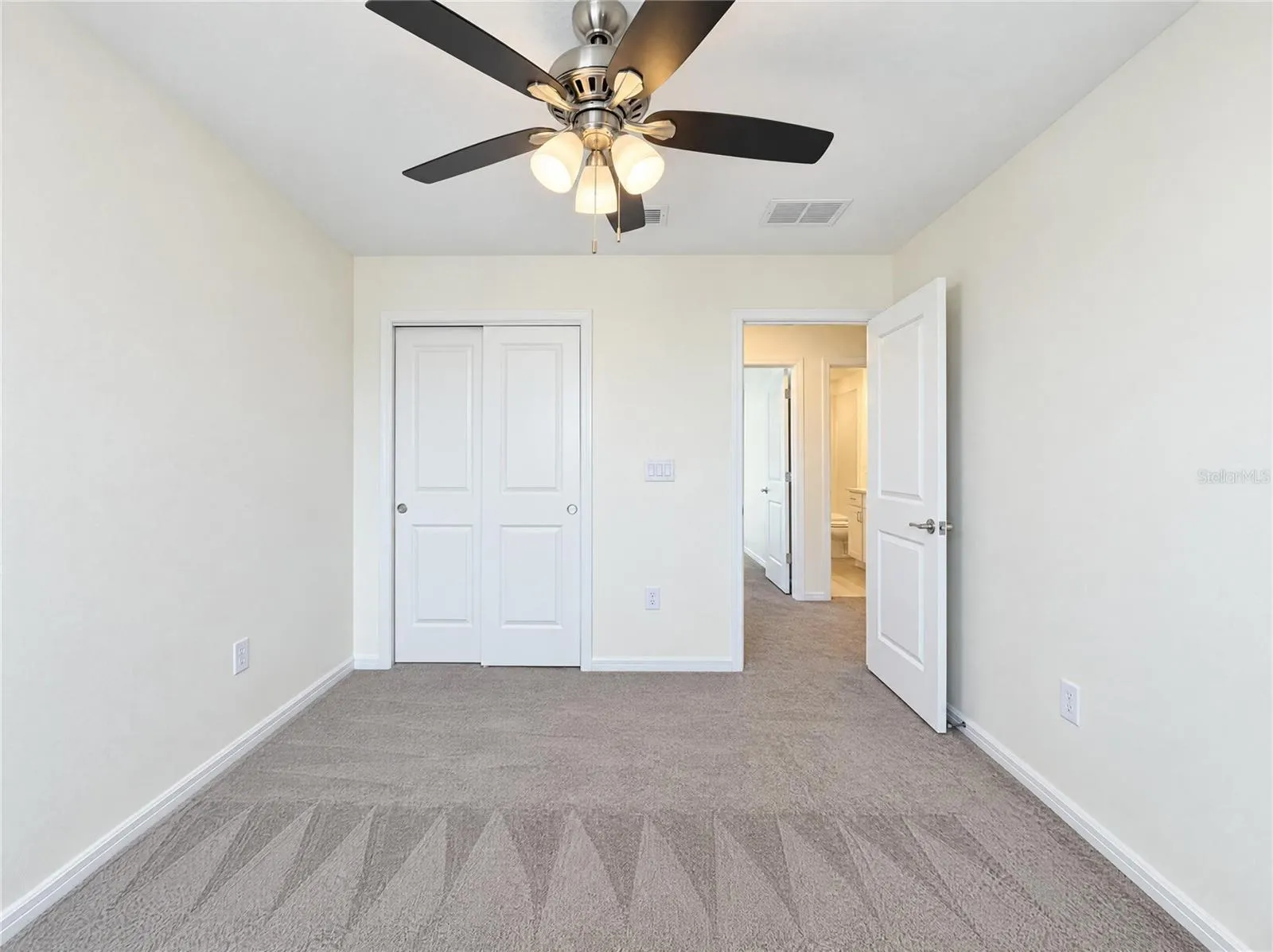 9426 LAMINE WAY