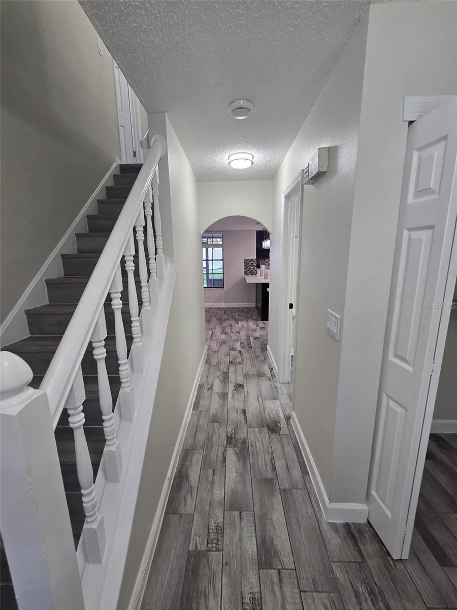 541 EMBERWOOD DR