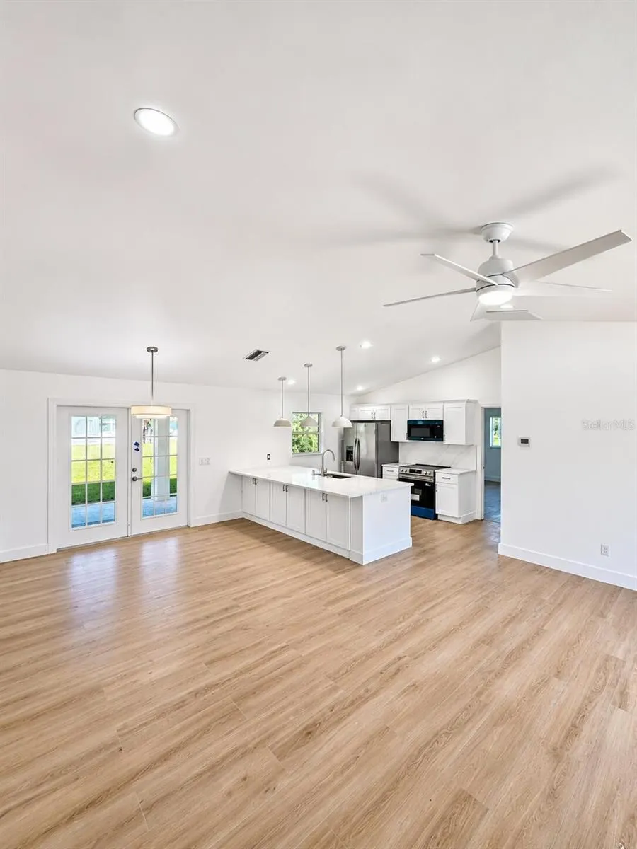 3190 HORACE AVE