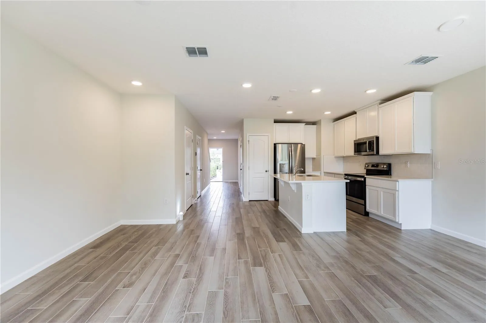 2879 NARCOOSSEE COMMONS WAY