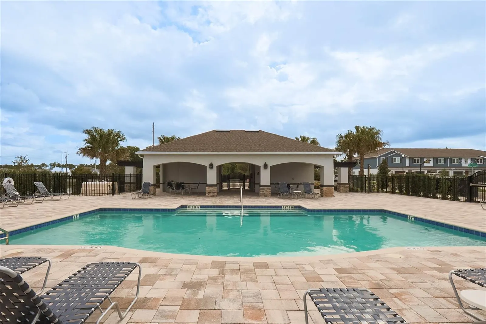 2879 NARCOOSSEE COMMONS WAY