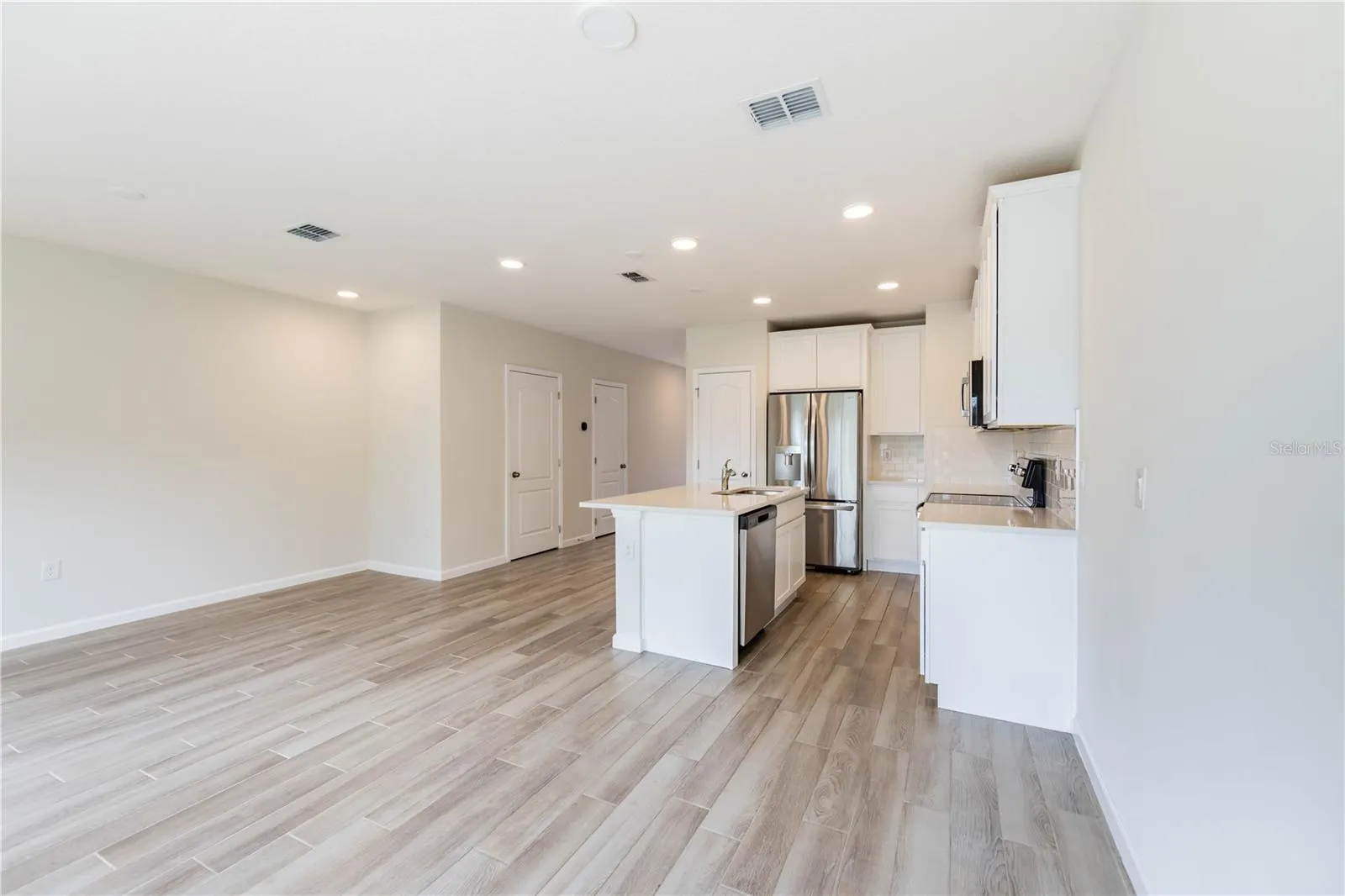2879 NARCOOSSEE COMMONS WAY