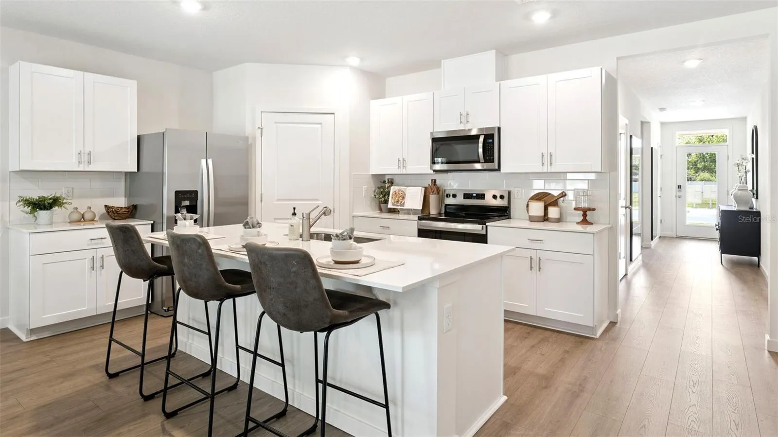 3175 HOUSE FINCH RD