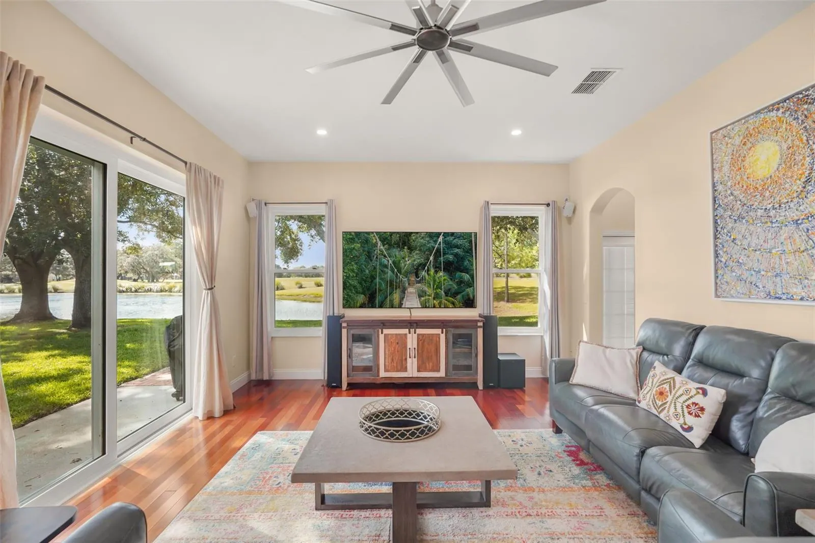 9836 MARSH POINTE DR
