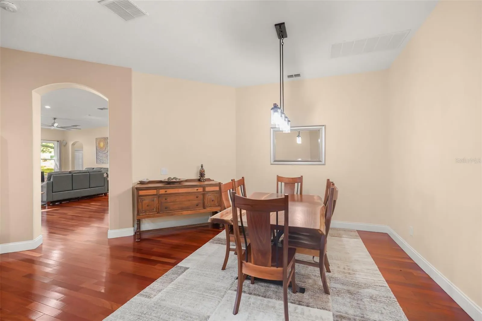 9836 MARSH POINTE DR
