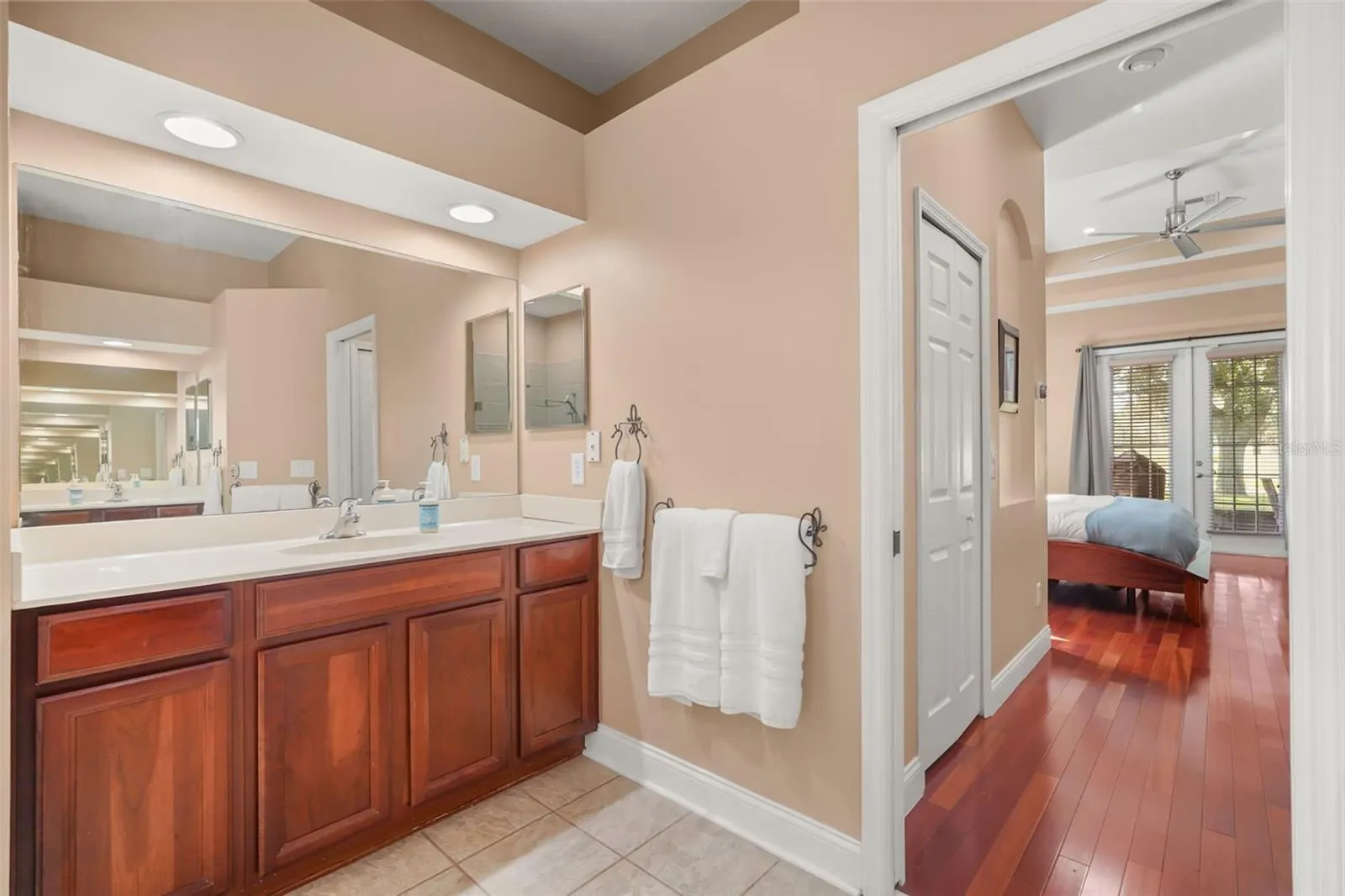 9836 MARSH POINTE DR