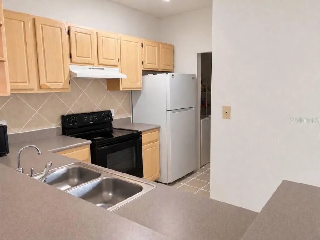 1325 LAKE SHADOW CIR #12103 #12103