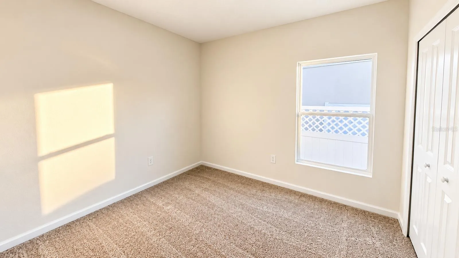 1589 LOXLEY TRL