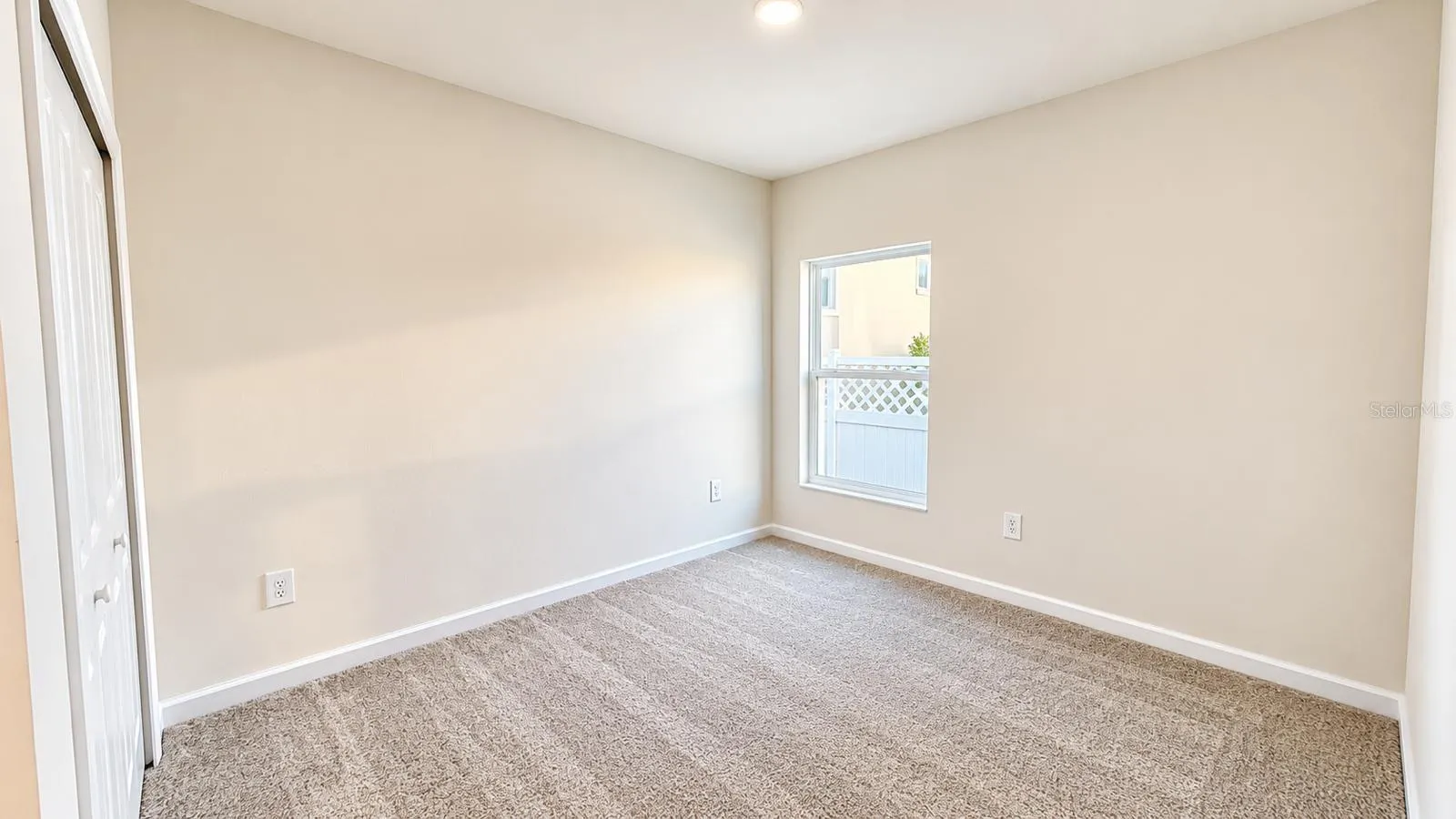 1589 LOXLEY TRL