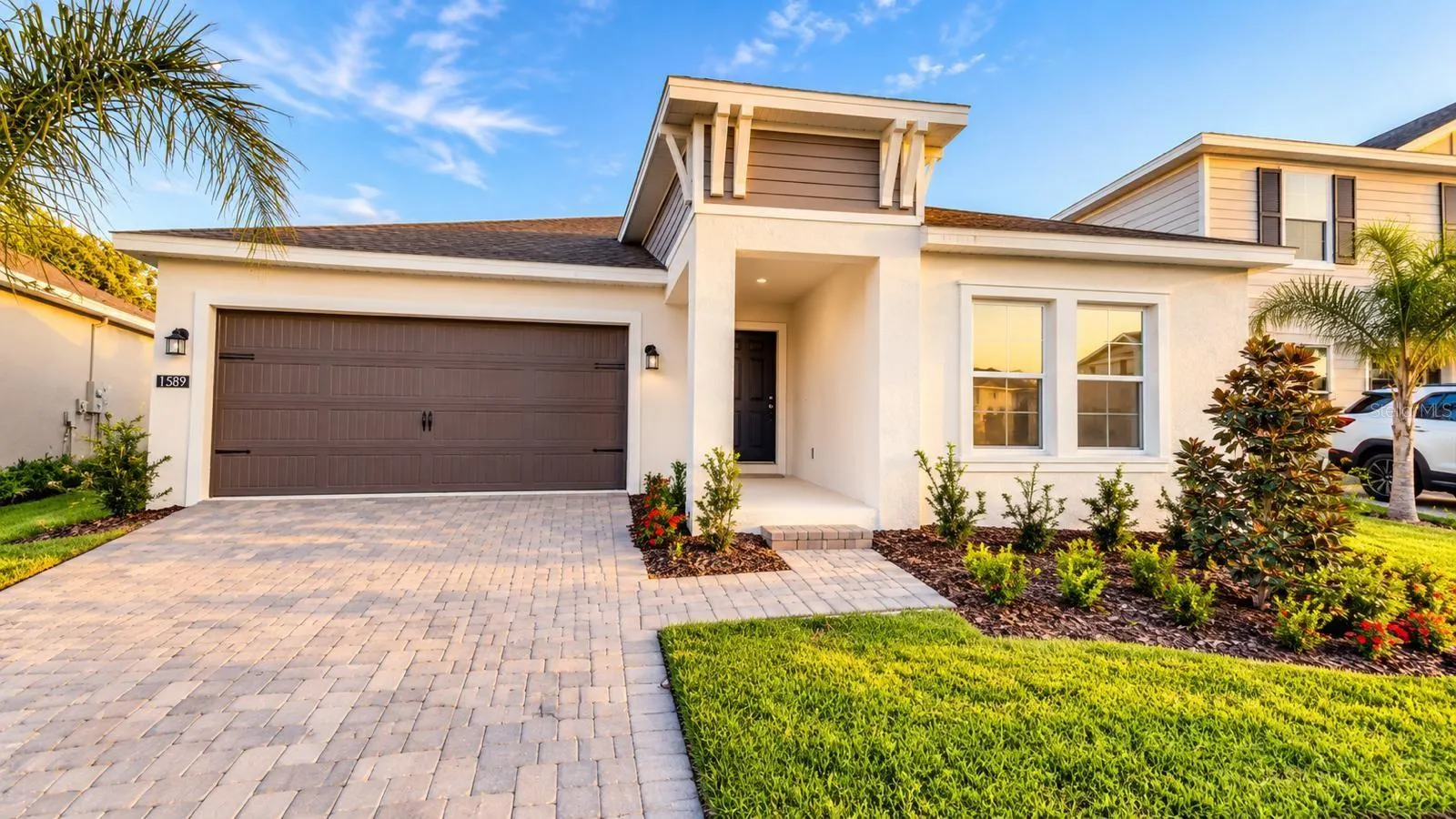 1589 LOXLEY TRL