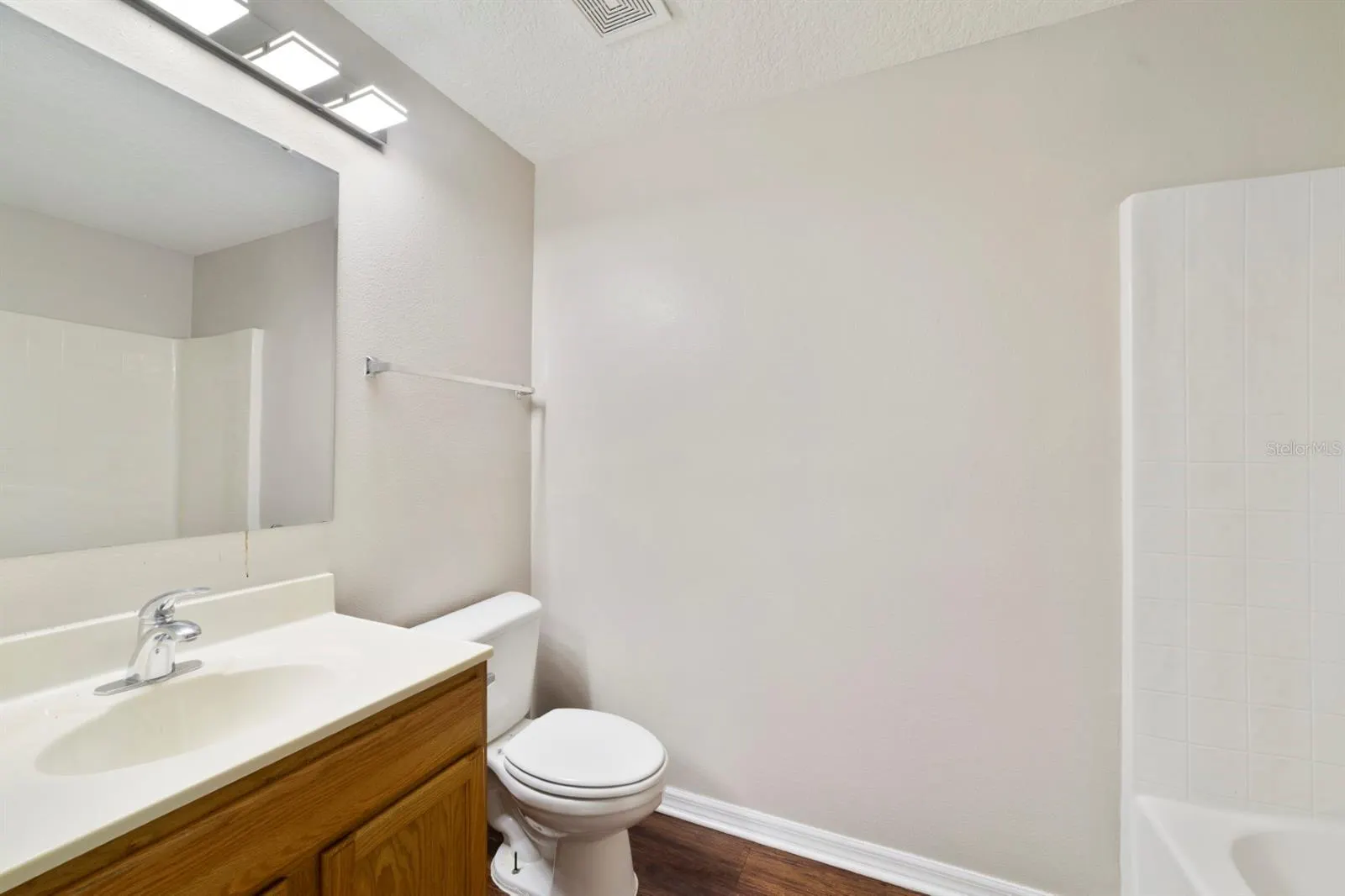 1914 MANATEE CT