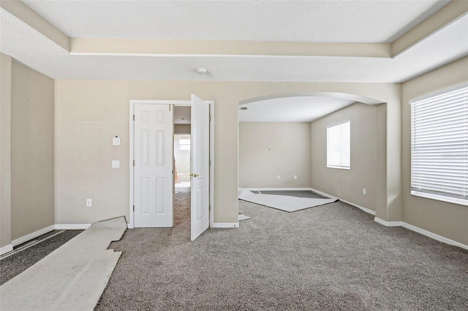 19264 FISHERMANS BEND DR