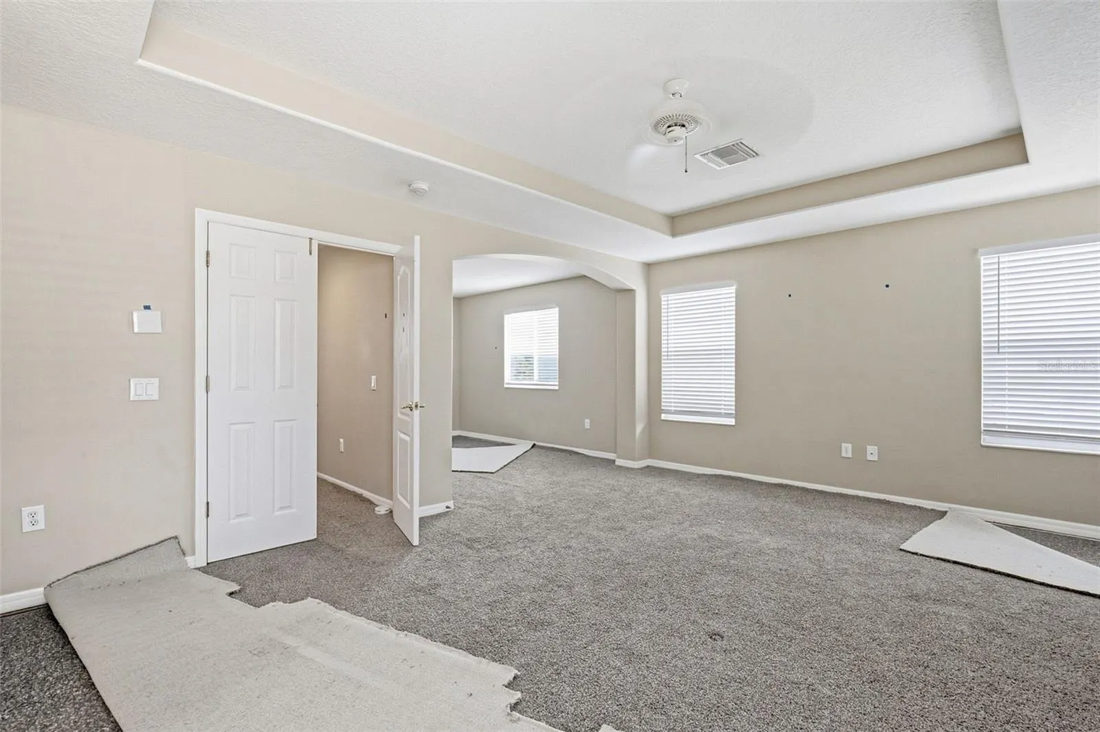 19264 FISHERMANS BEND DR