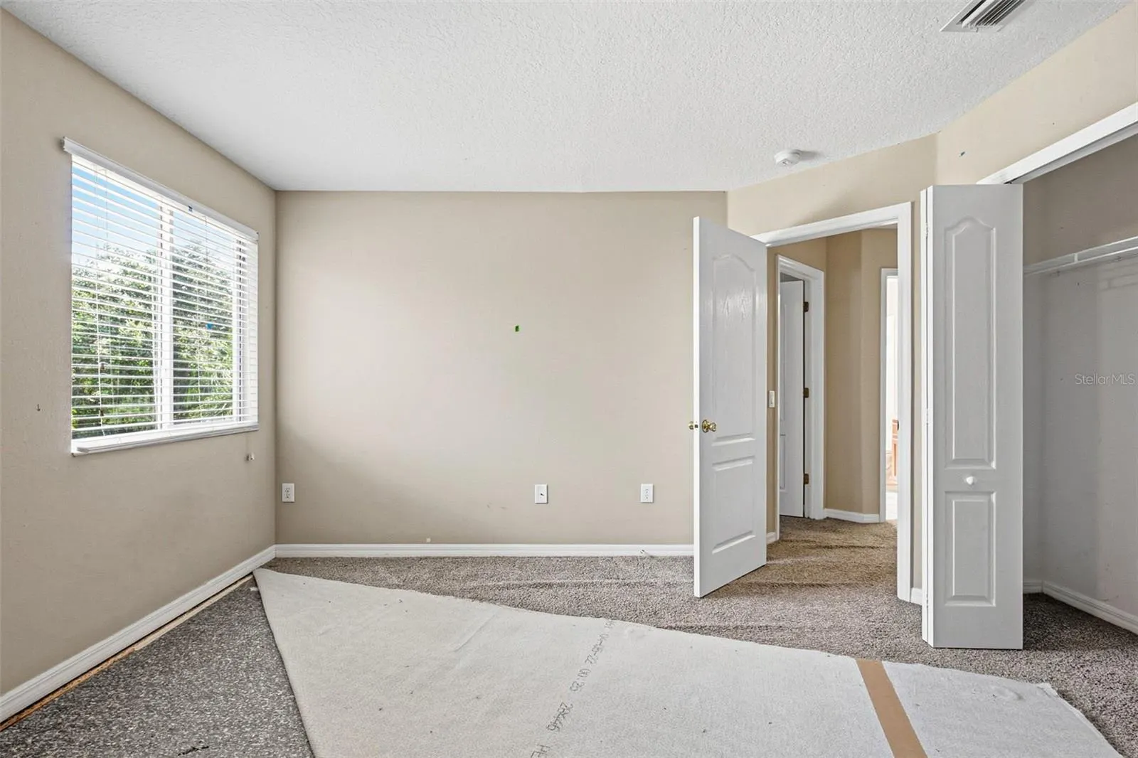 19264 FISHERMANS BEND DR