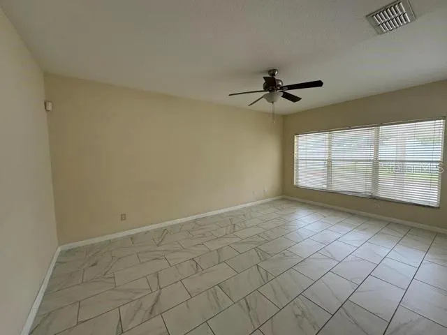 2753 HERONS LANDING DR