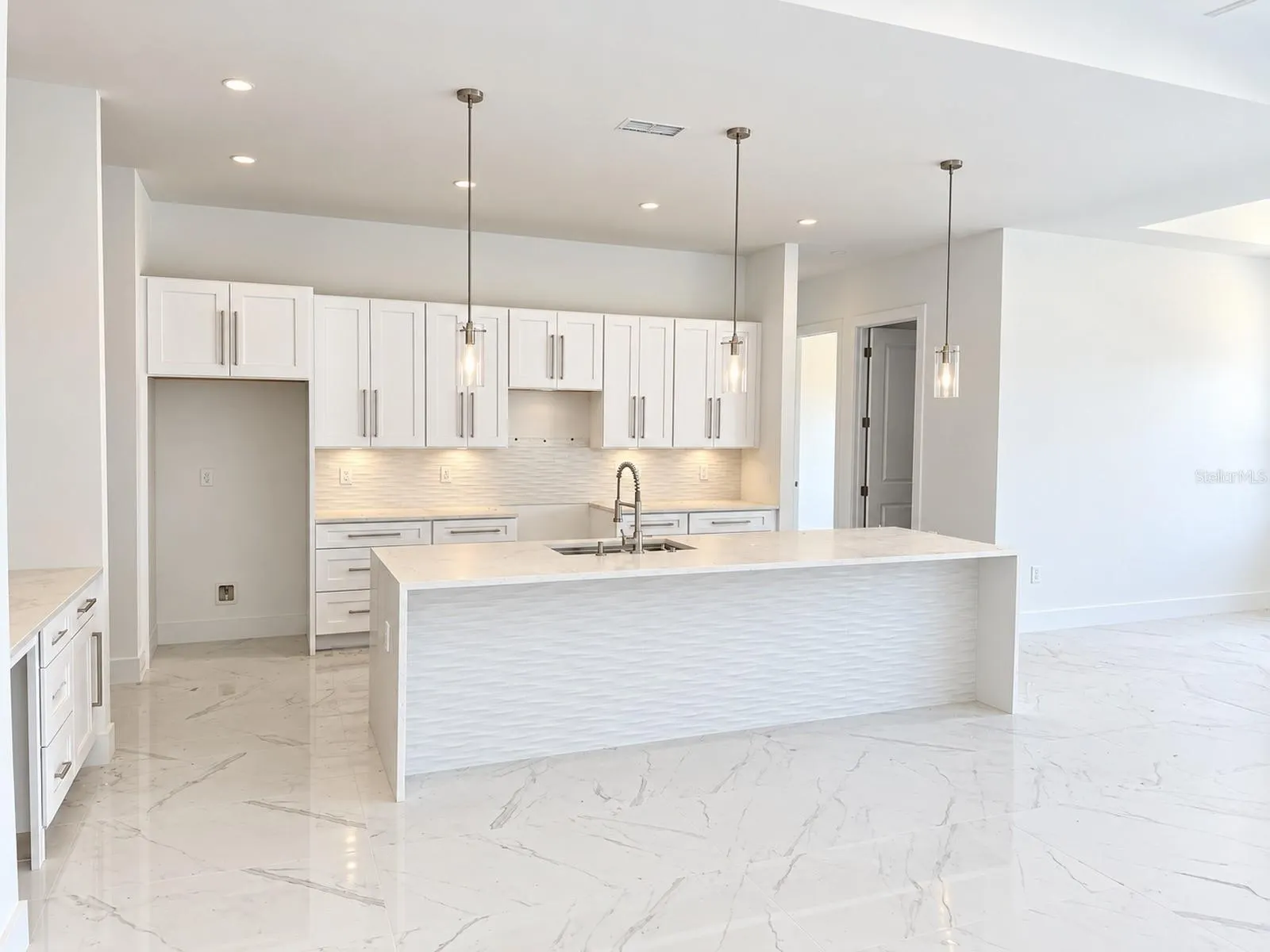 2327 NW 37TH AVE