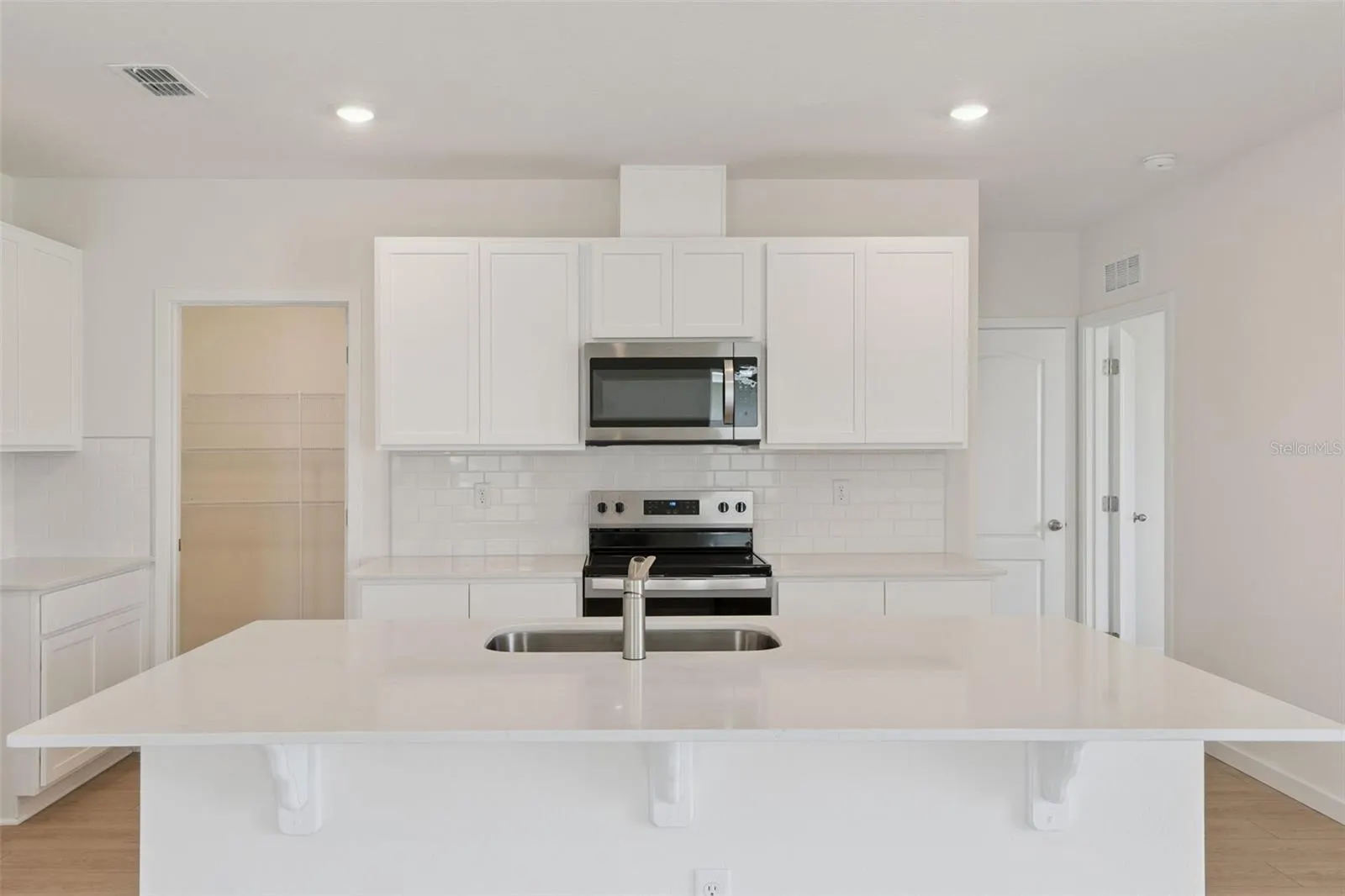 3134 HOUSE FINCH RD