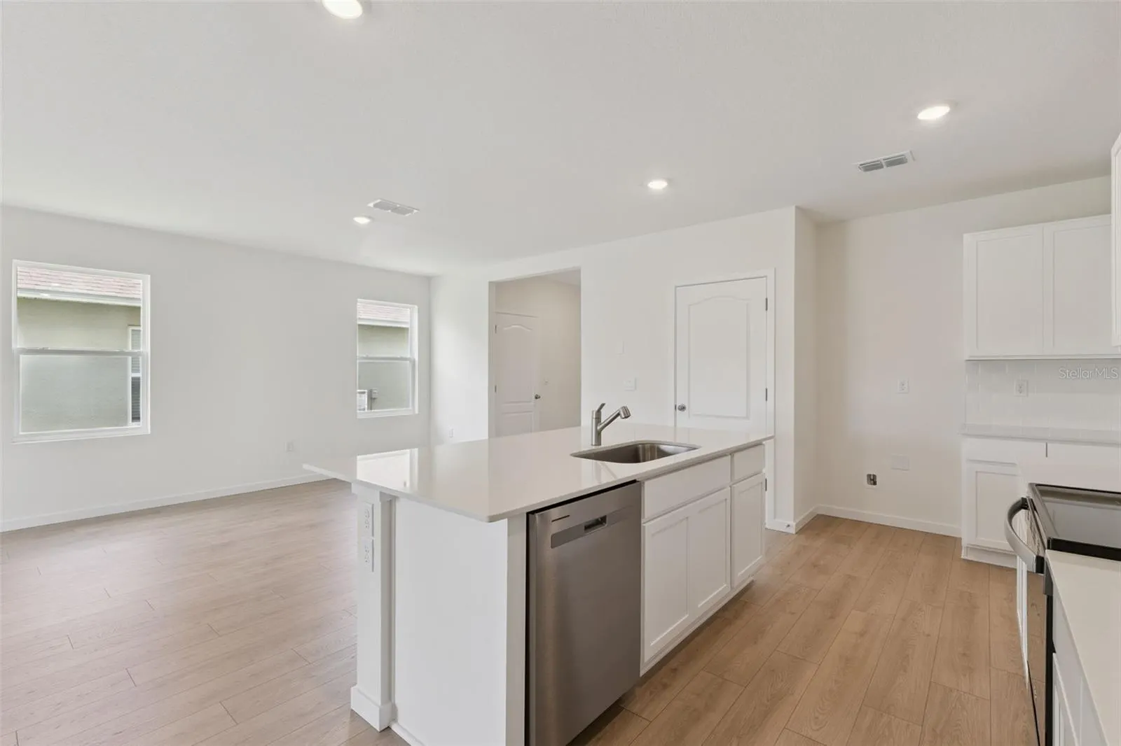3134 HOUSE FINCH RD