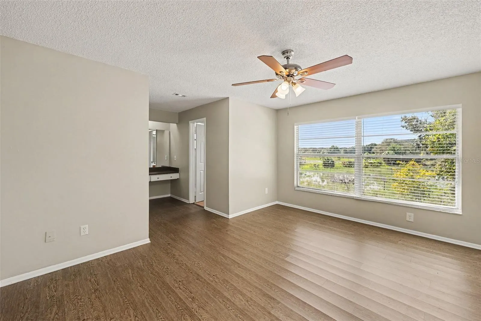 980 ABBY RIDGE CT