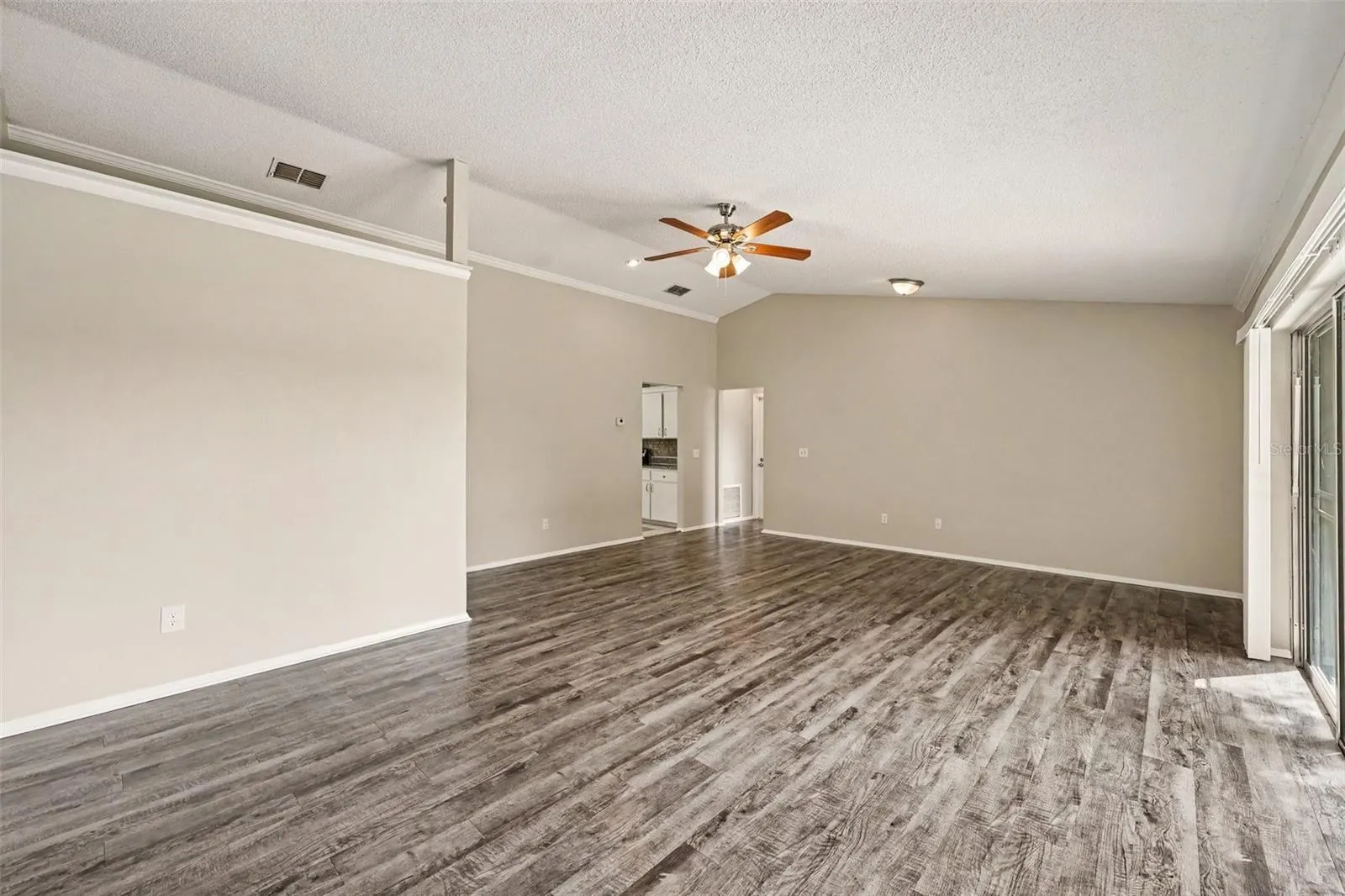 980 ABBY RIDGE CT