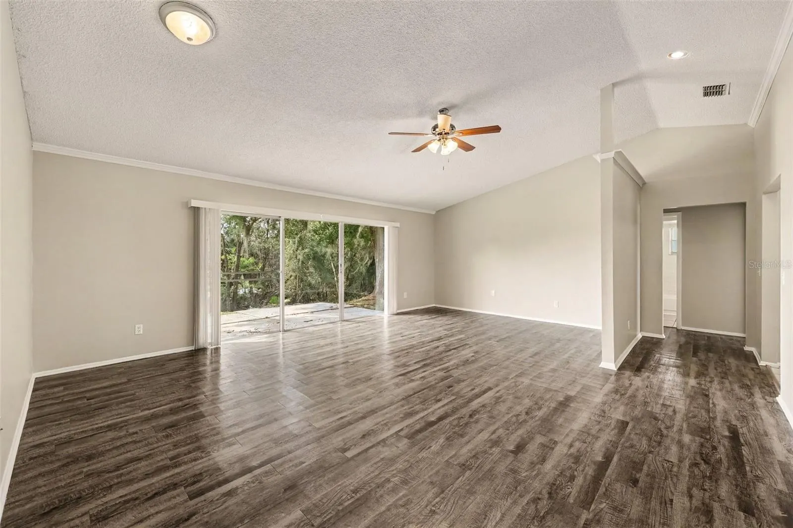 980 ABBY RIDGE CT
