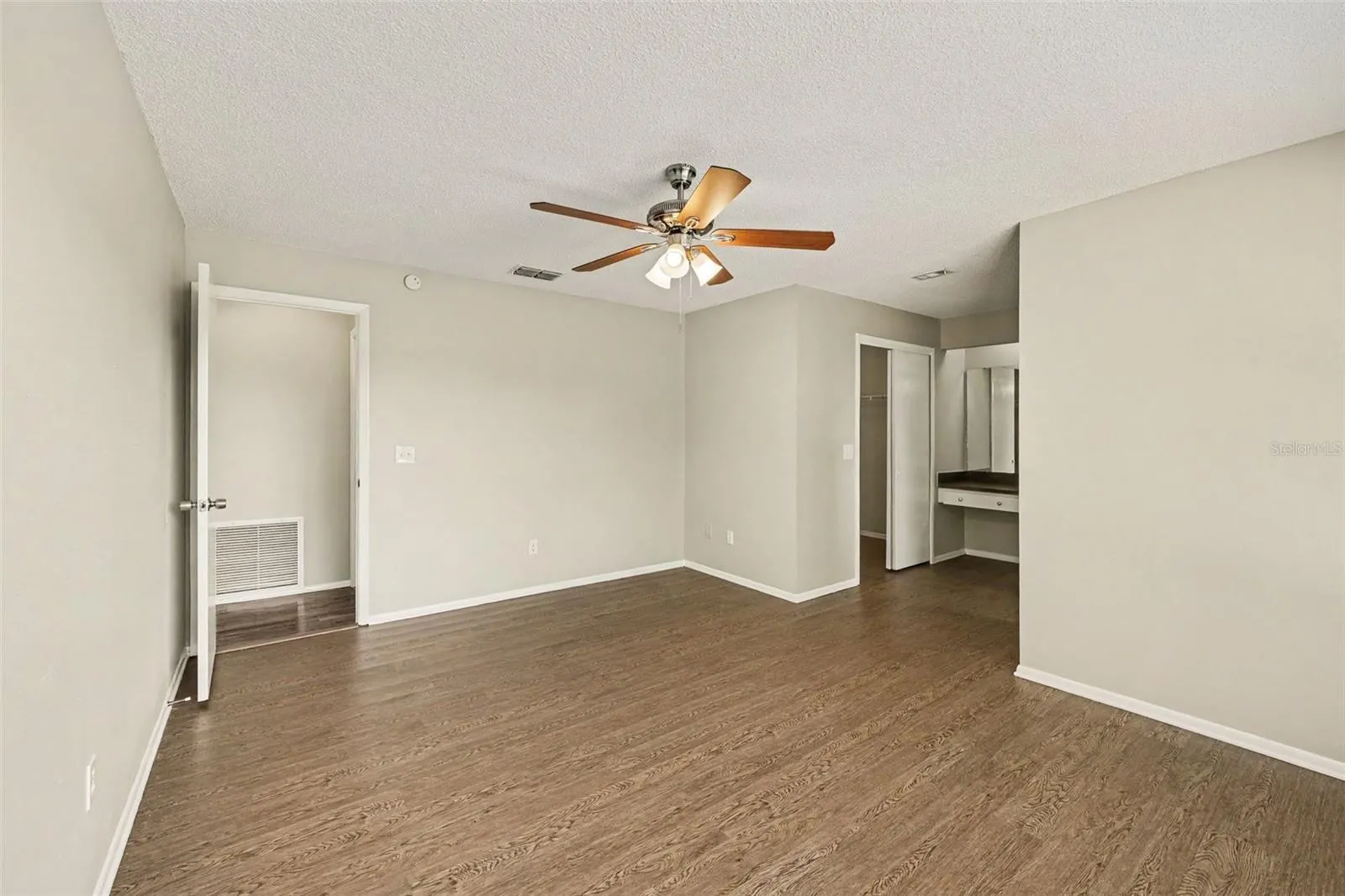 980 ABBY RIDGE CT