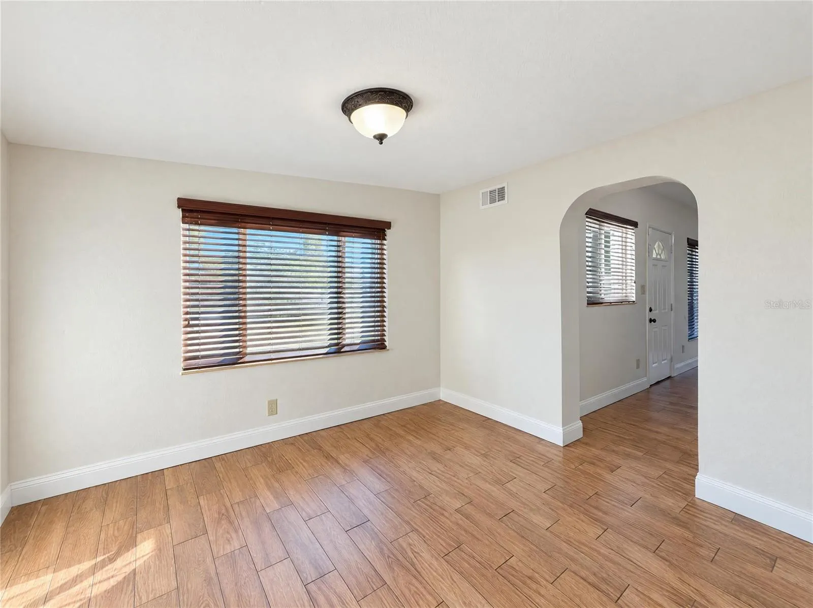 3205 W ROGERS AVE