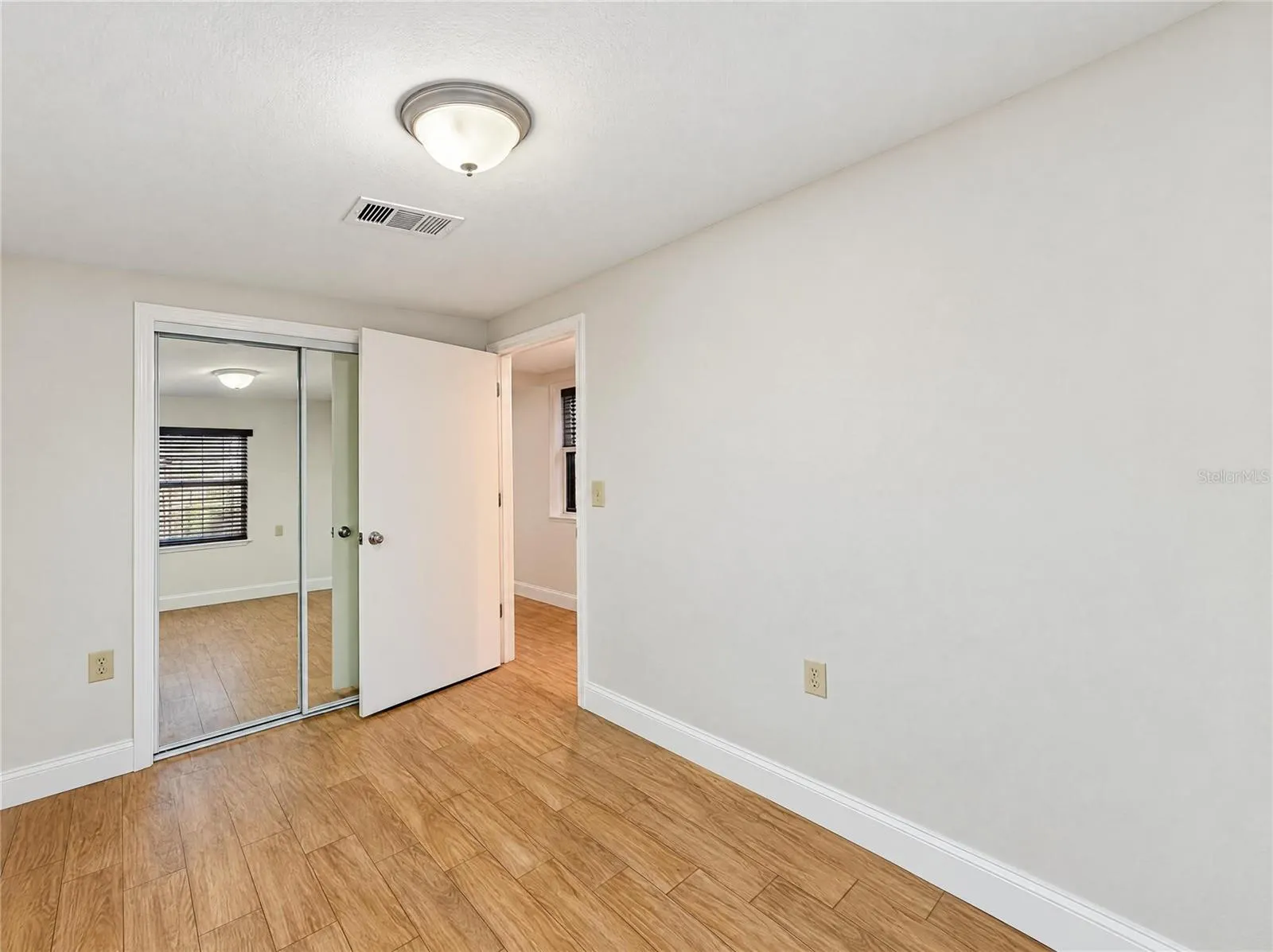 3205 W ROGERS AVE