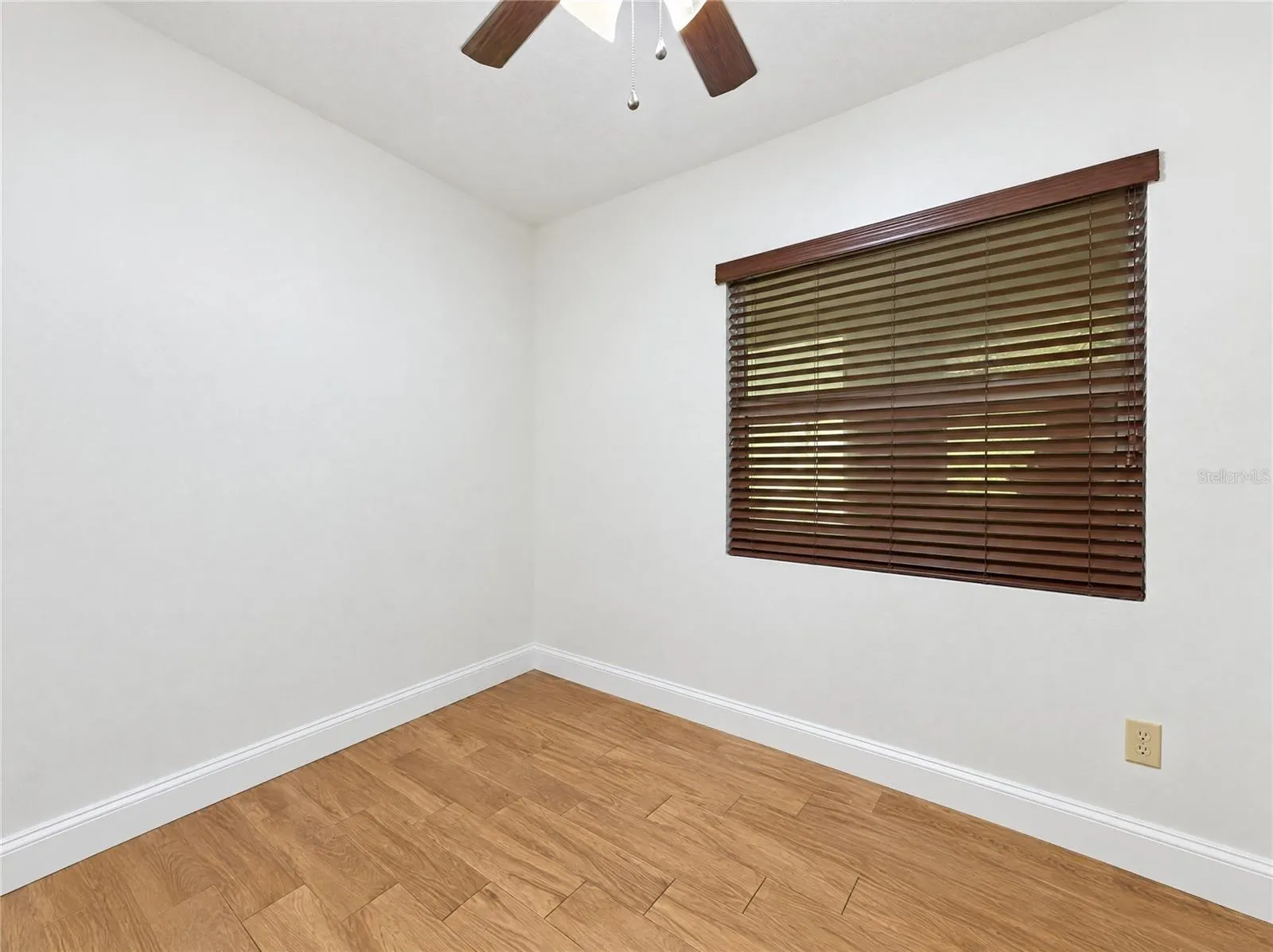 3205 W ROGERS AVE
