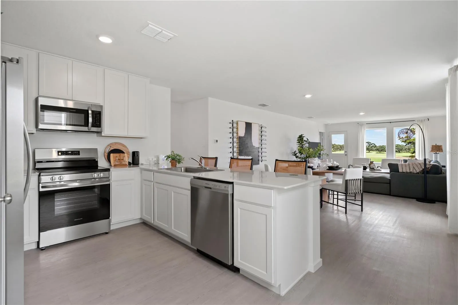 5704 PORTICO PL