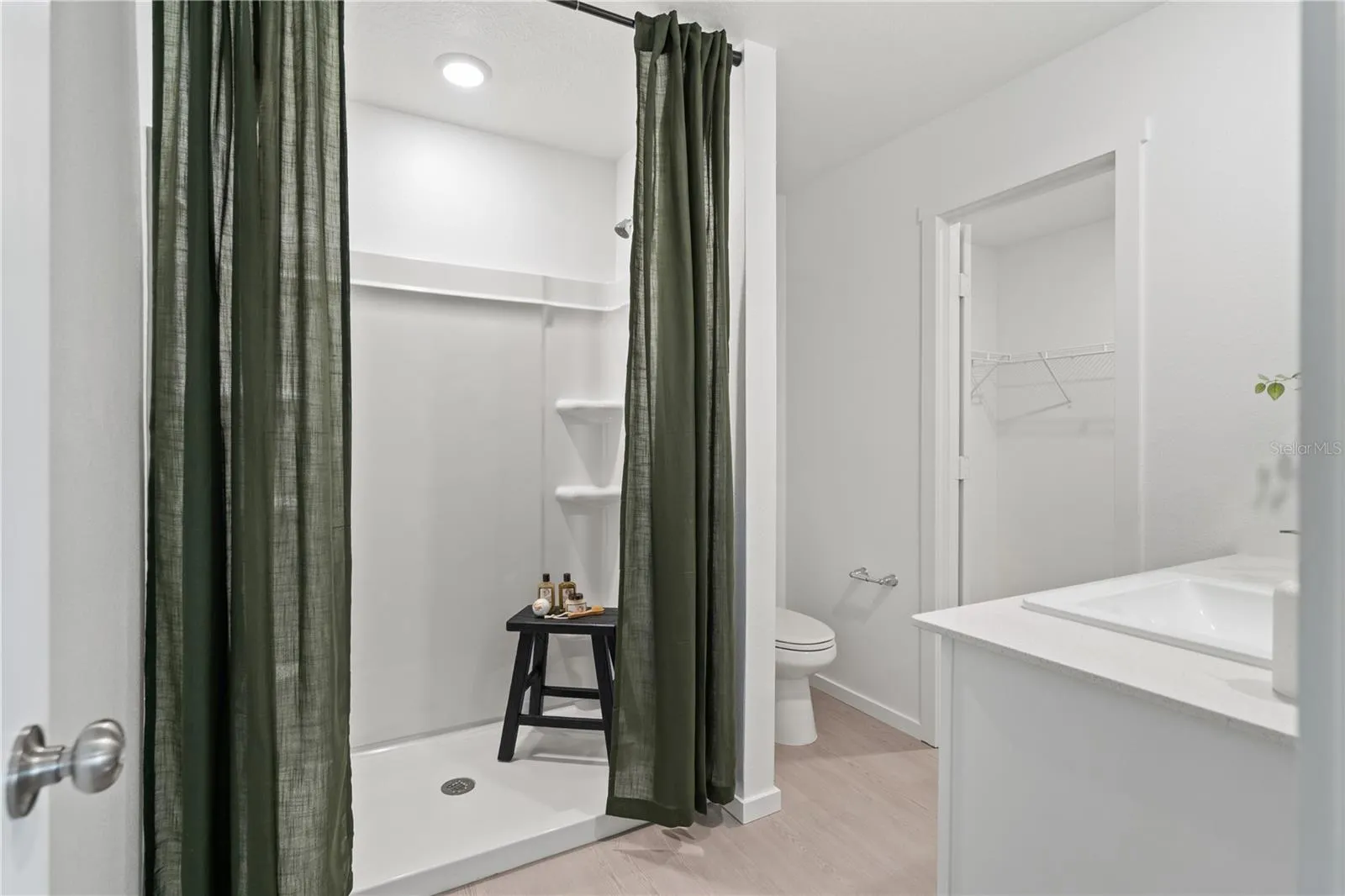 5704 PORTICO PL