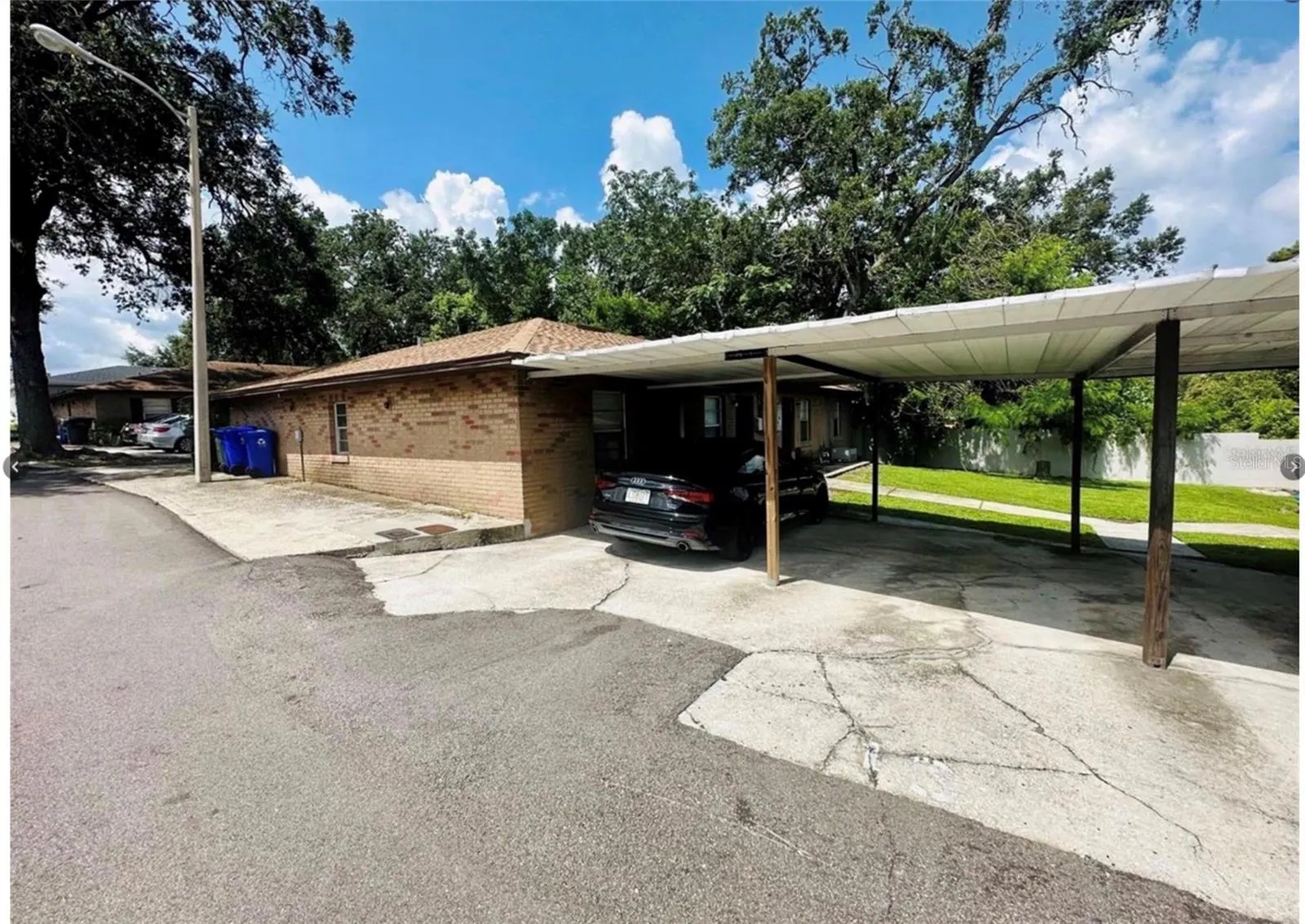 101 LAKE HUNTER DR #15 & 16 #15 & 16