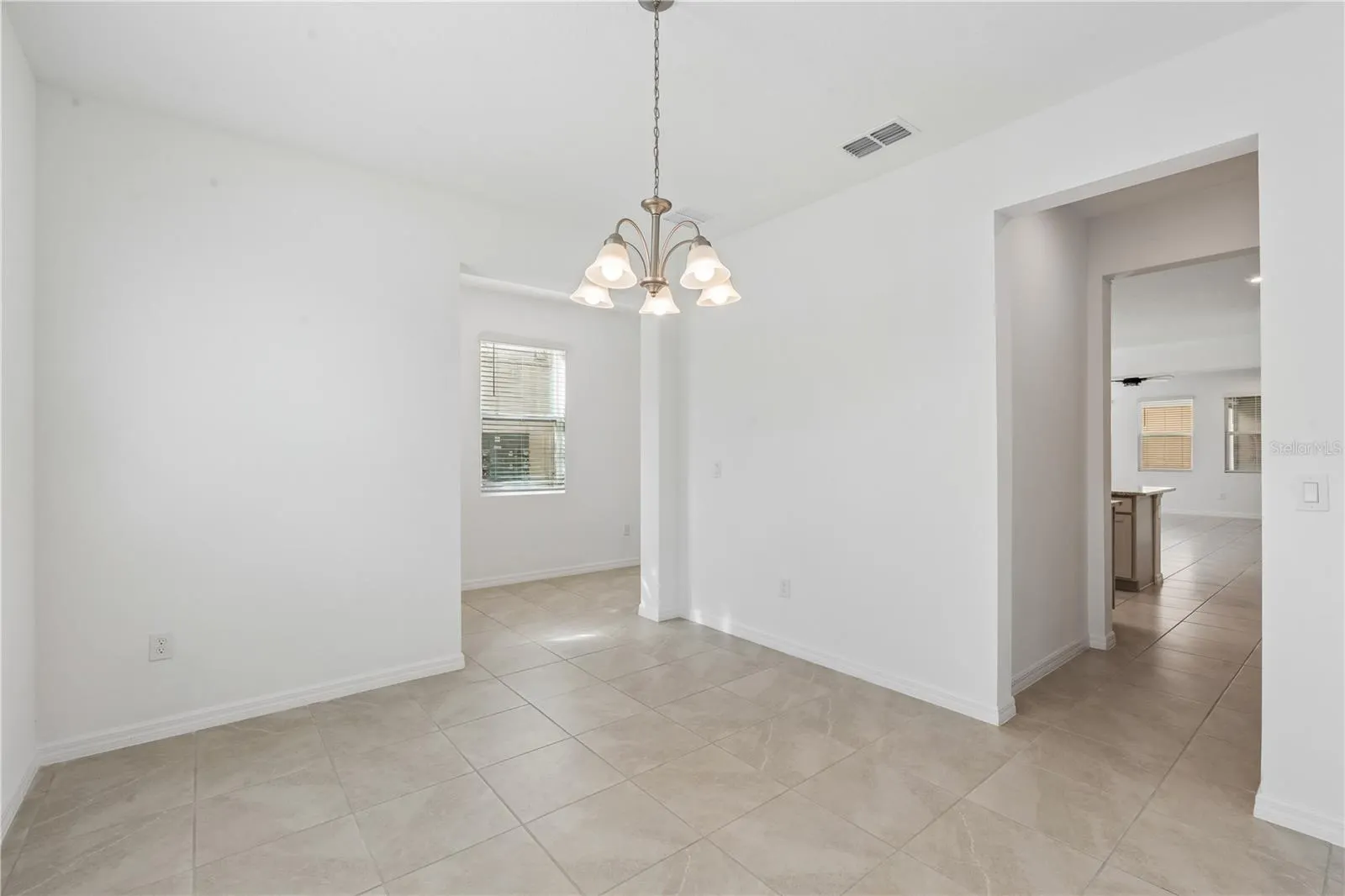16396 PRAIRIE SCHOOL DR