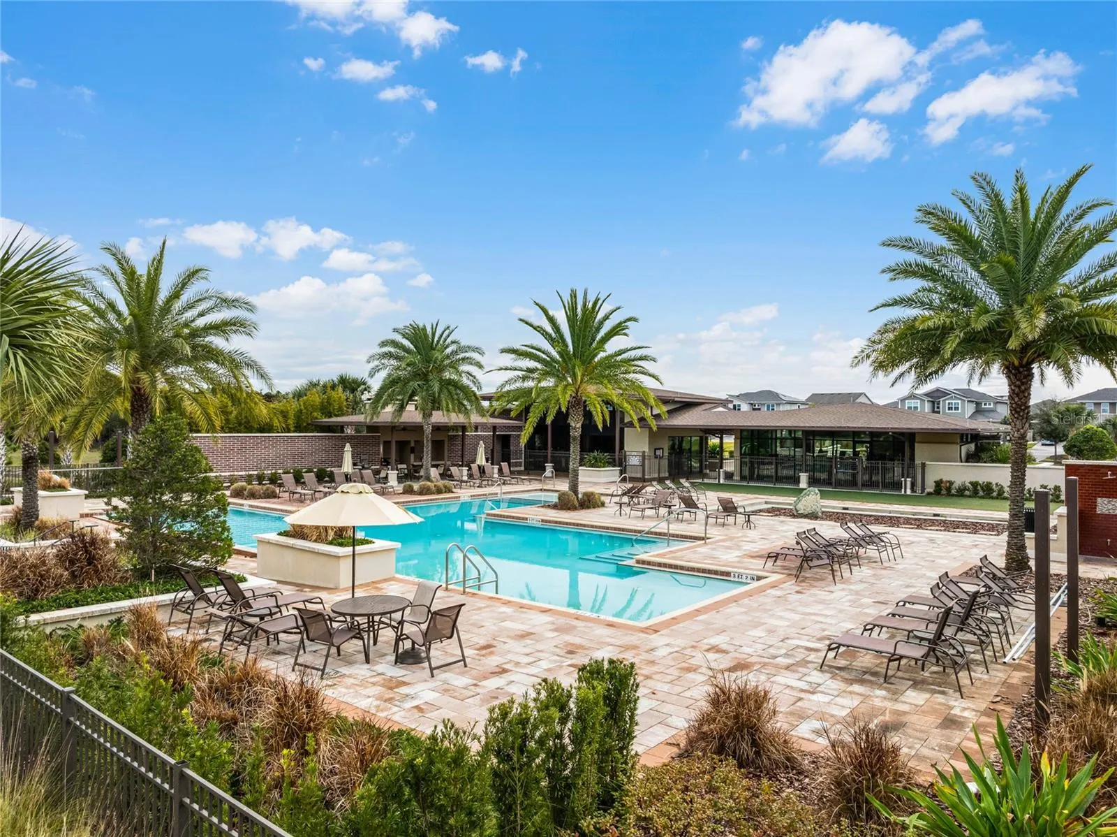 16396 PRAIRIE SCHOOL DR