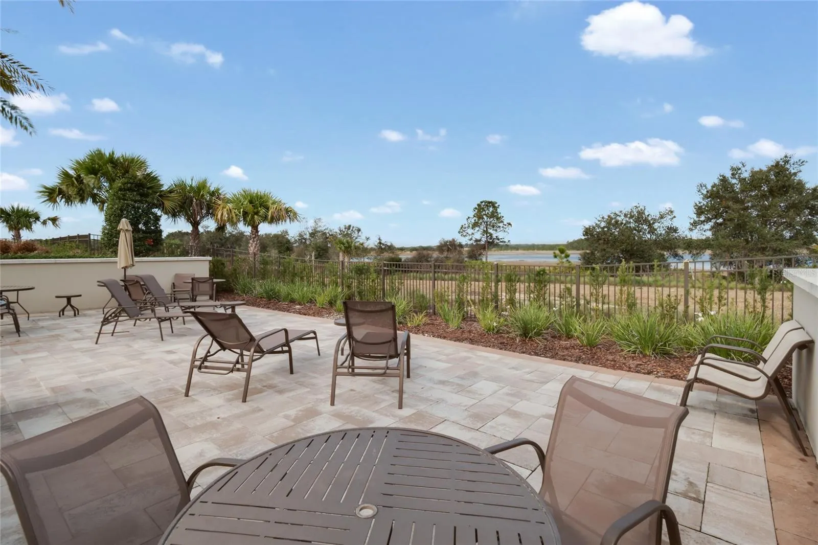 16396 PRAIRIE SCHOOL DR