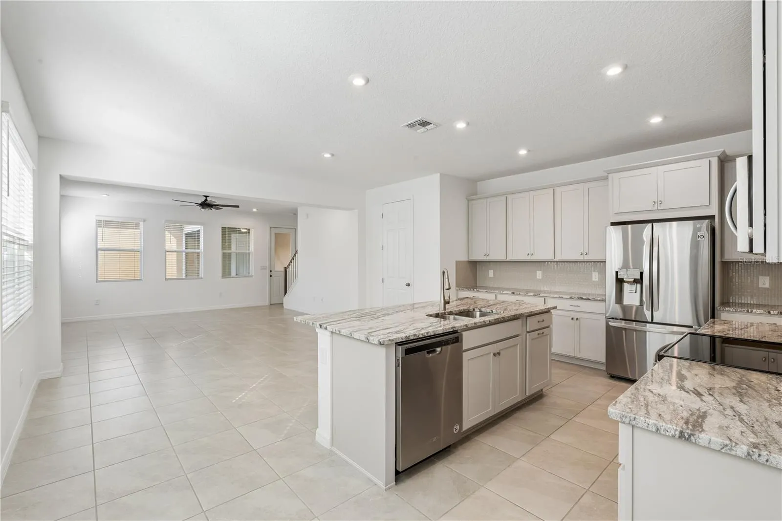 16396 PRAIRIE SCHOOL DR