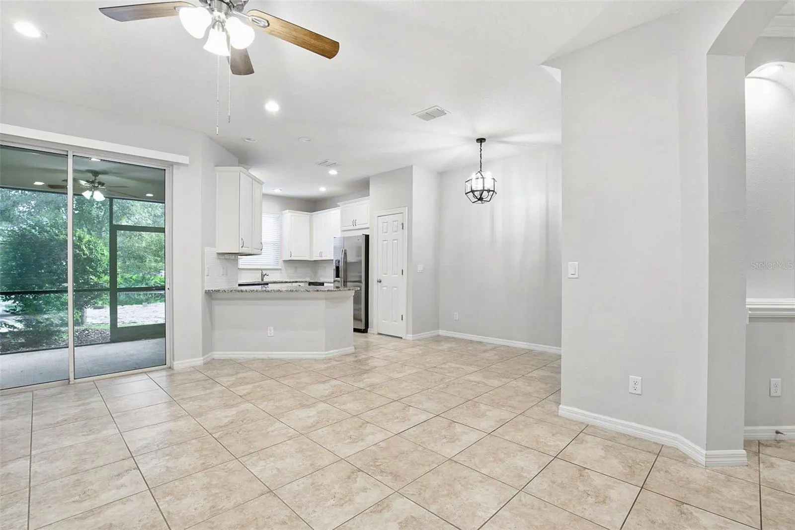 1609 VINEYARD LN