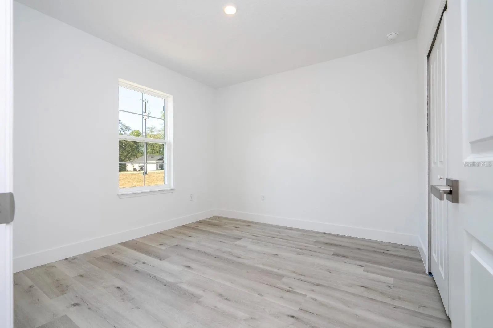 3803 BREWSTER RD