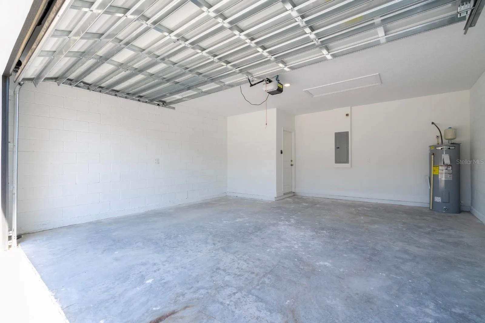 3803 BREWSTER RD