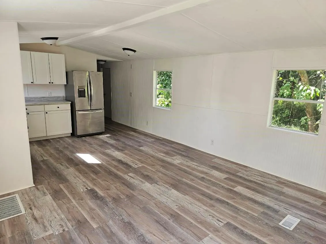 2030 SMITH AVE