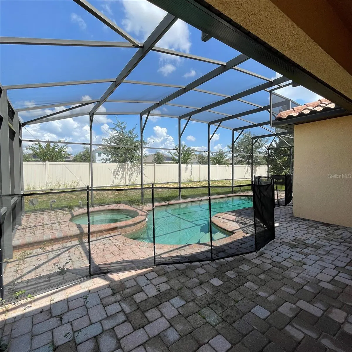 353 VILLA SORRENTO CIR